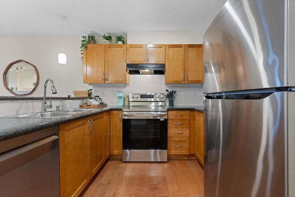 308 - 333 E 1st Street, North Vancouver, V7L 4W9 — photo 5