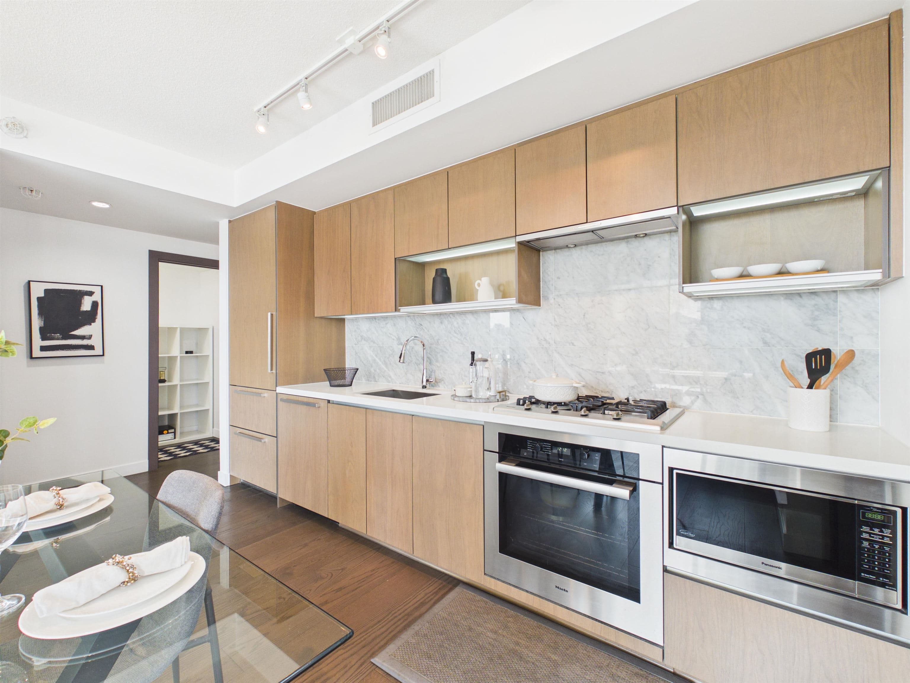808 - 68 Smithe Street, Vancouver, V6B 0P4 — photo 5