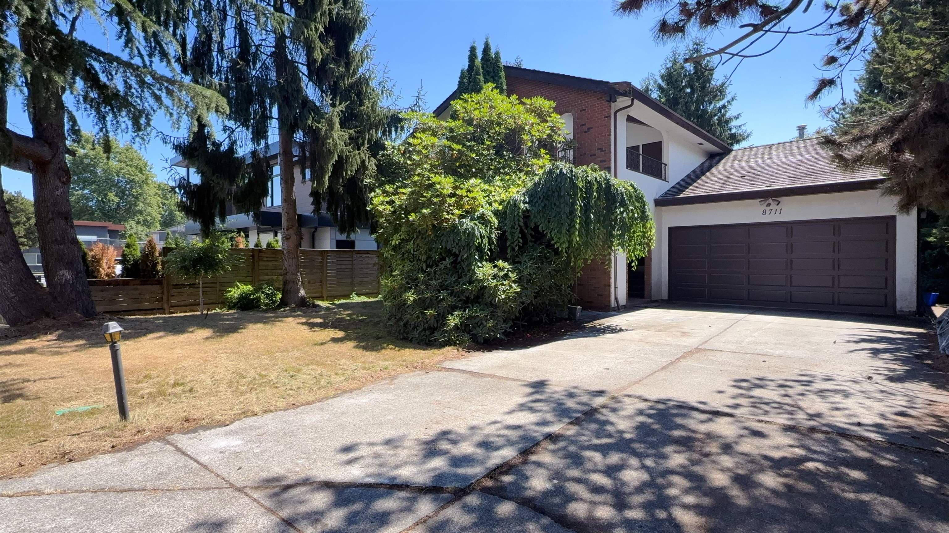 8711 Cullen Crescent, Richmond