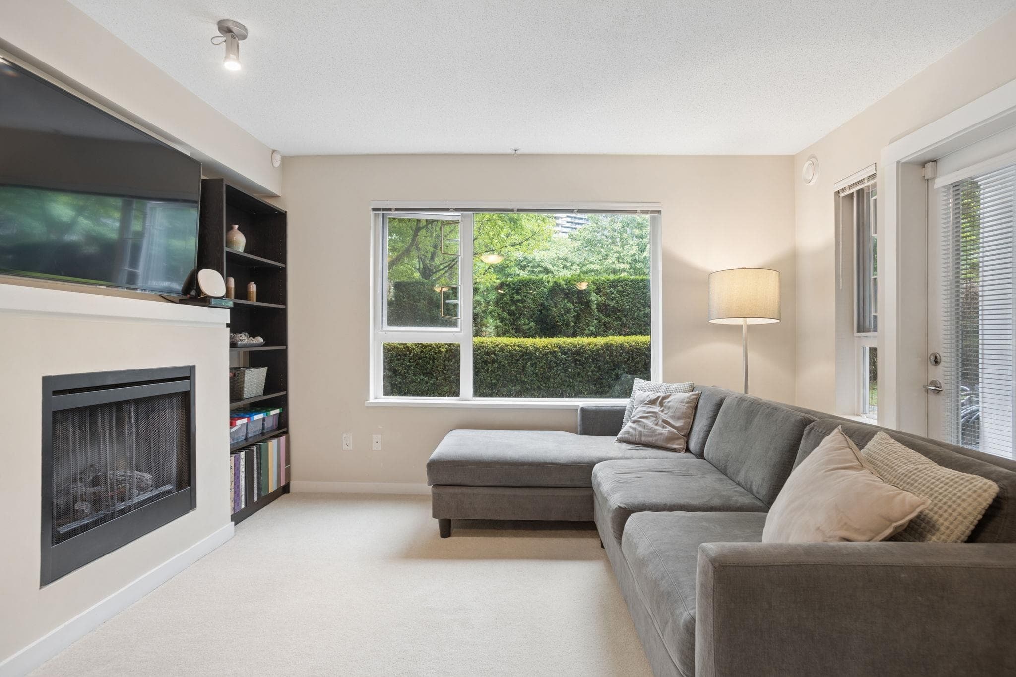 114 - 4723 Dawson Street, Burnaby, V5C 0A7 — photo 2