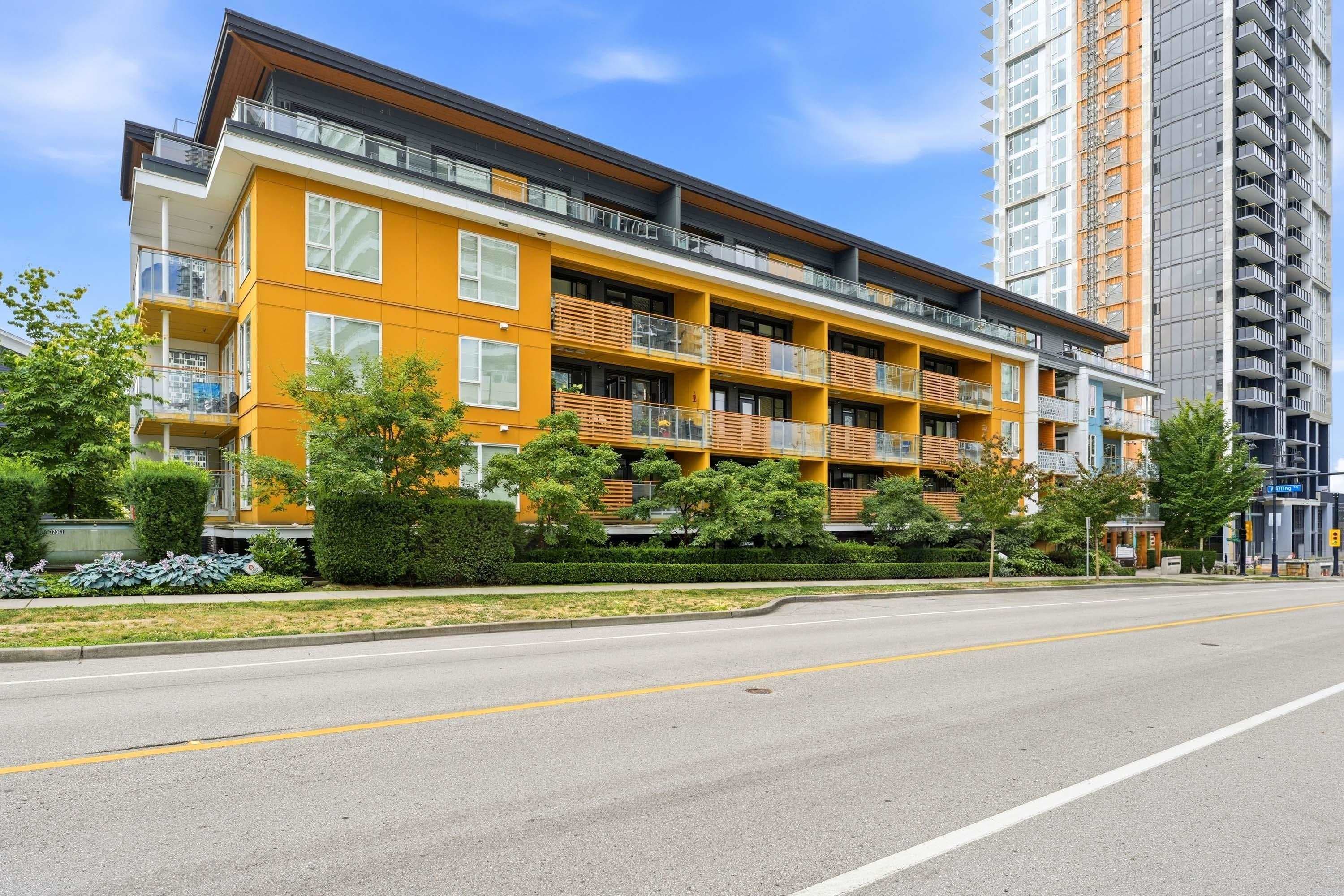 201 - 516 Foster Avenue, Coquitlam