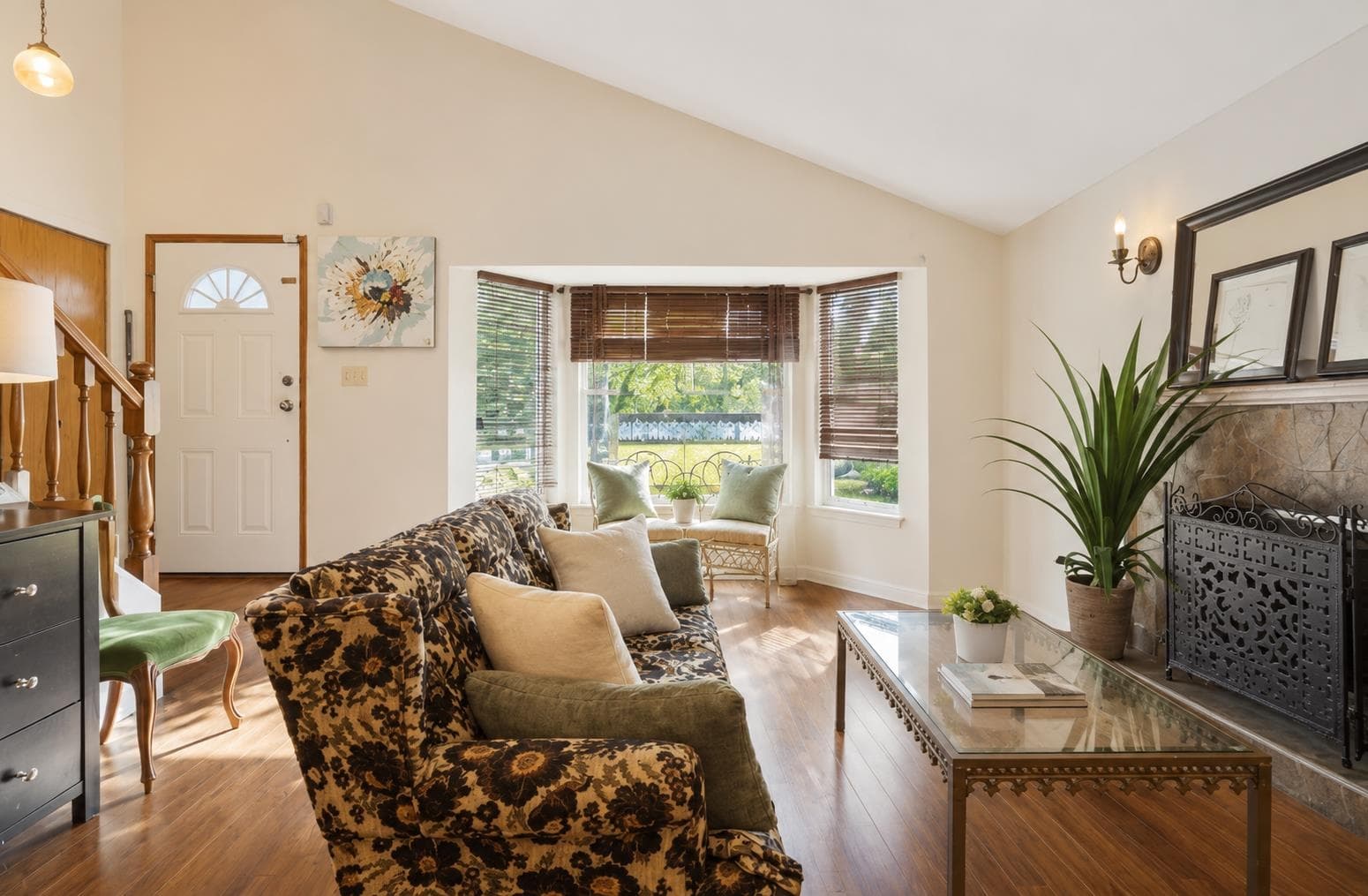 875 Porteau Place, North Vancouver, V7H 2P8 — photo 4