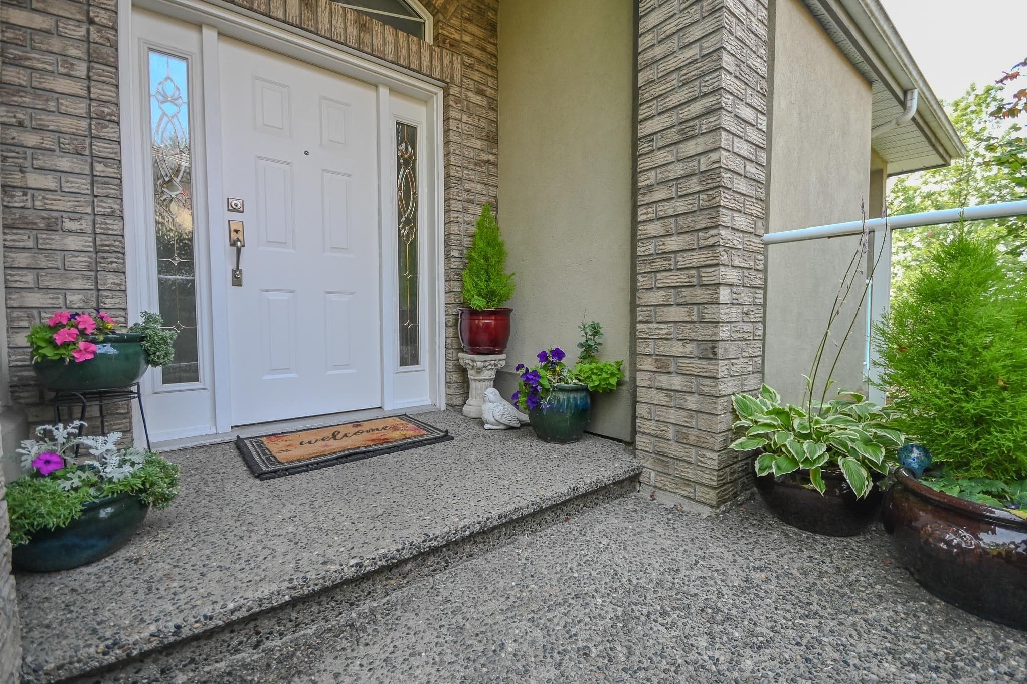 2 - 915 Fort Fraser Rise, Port Coquitlam, V3C 6K3 — photo 2