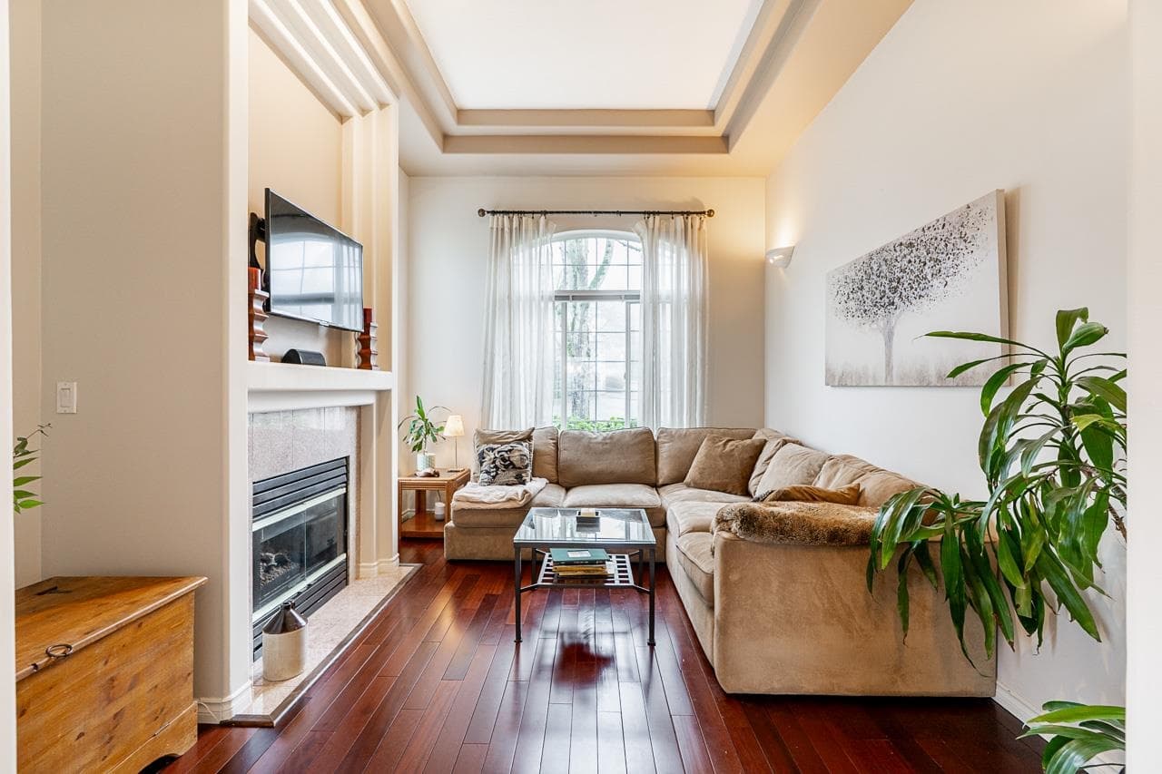 2 - 915 Fort Fraser Rise, Port Coquitlam, V3C 6K3 — photo 4