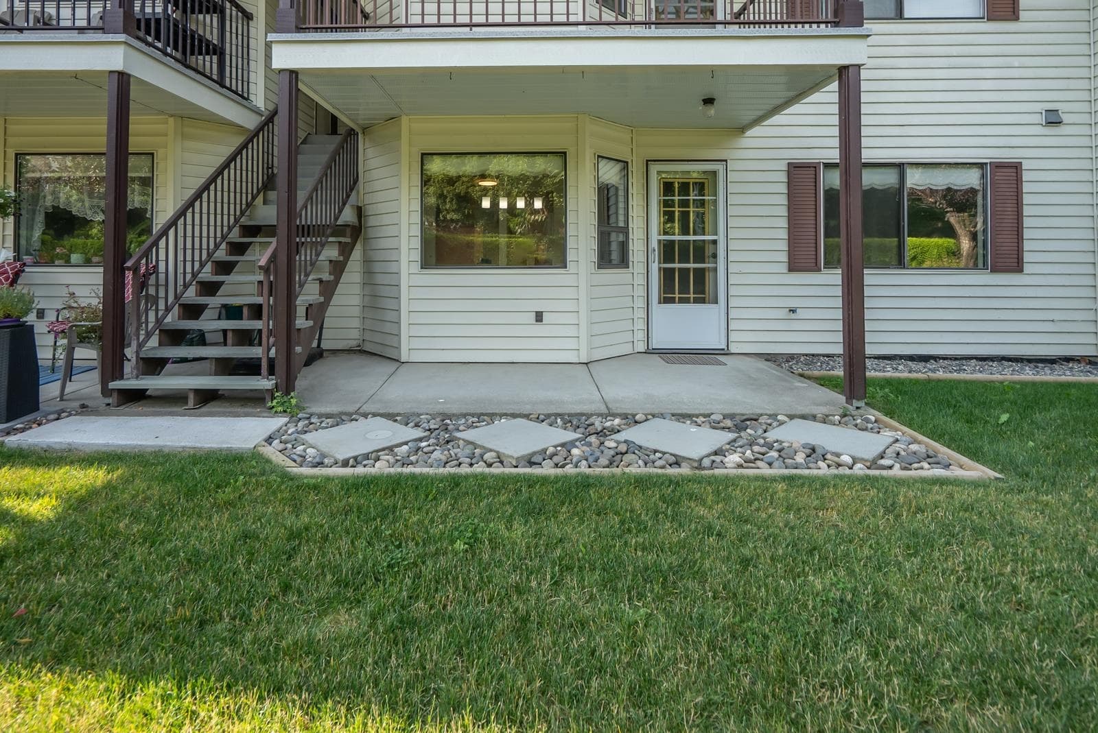 11 - 7455 Huron Street, Chilliwack, V2R 2R9 — photo 1