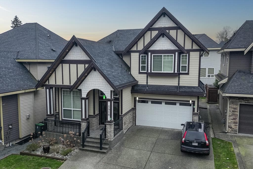 5916 139 Street, Surrey