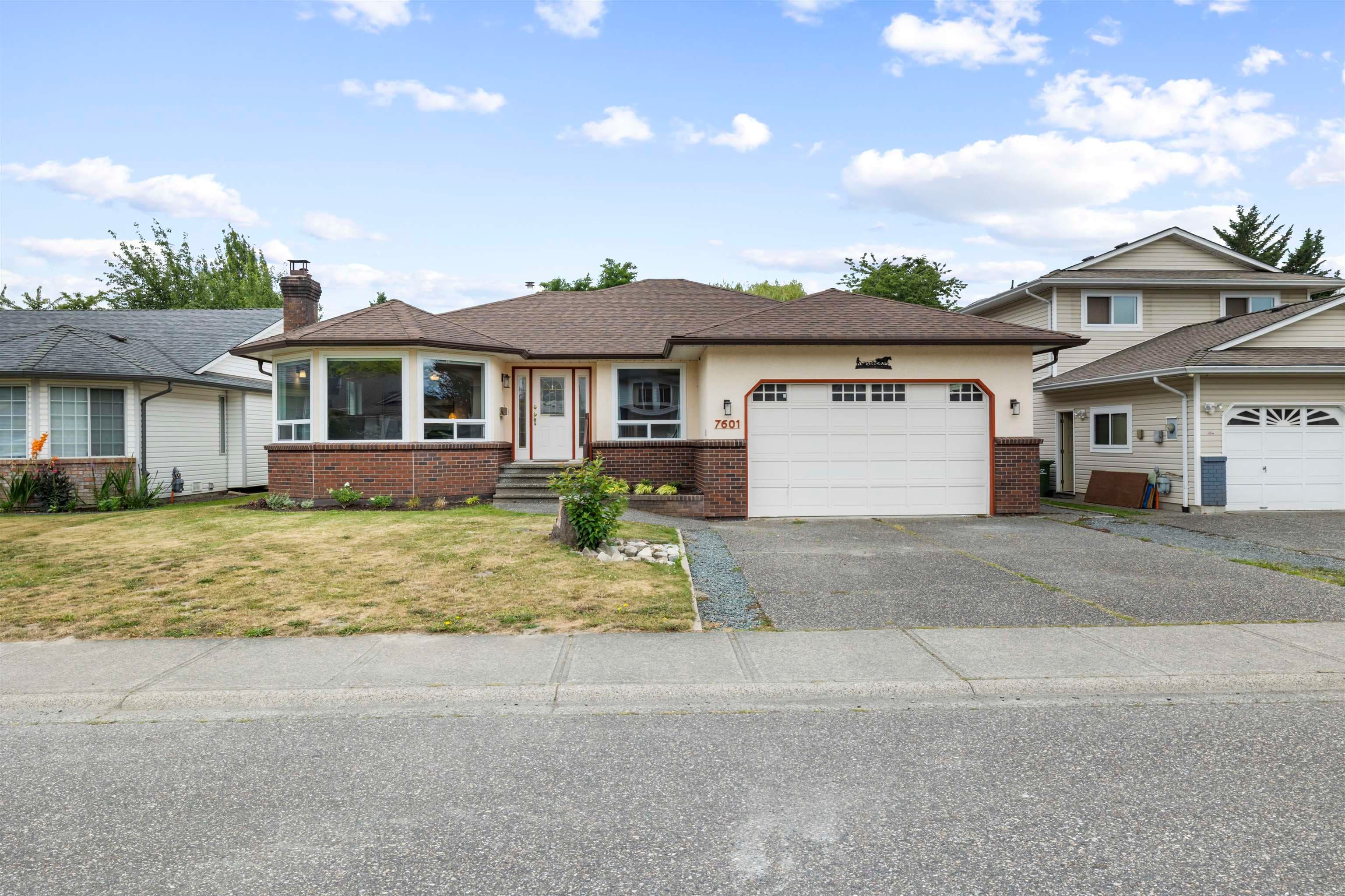 7601 Sapphire Drive, Chilliwack, V2R 3A7 — photo 1