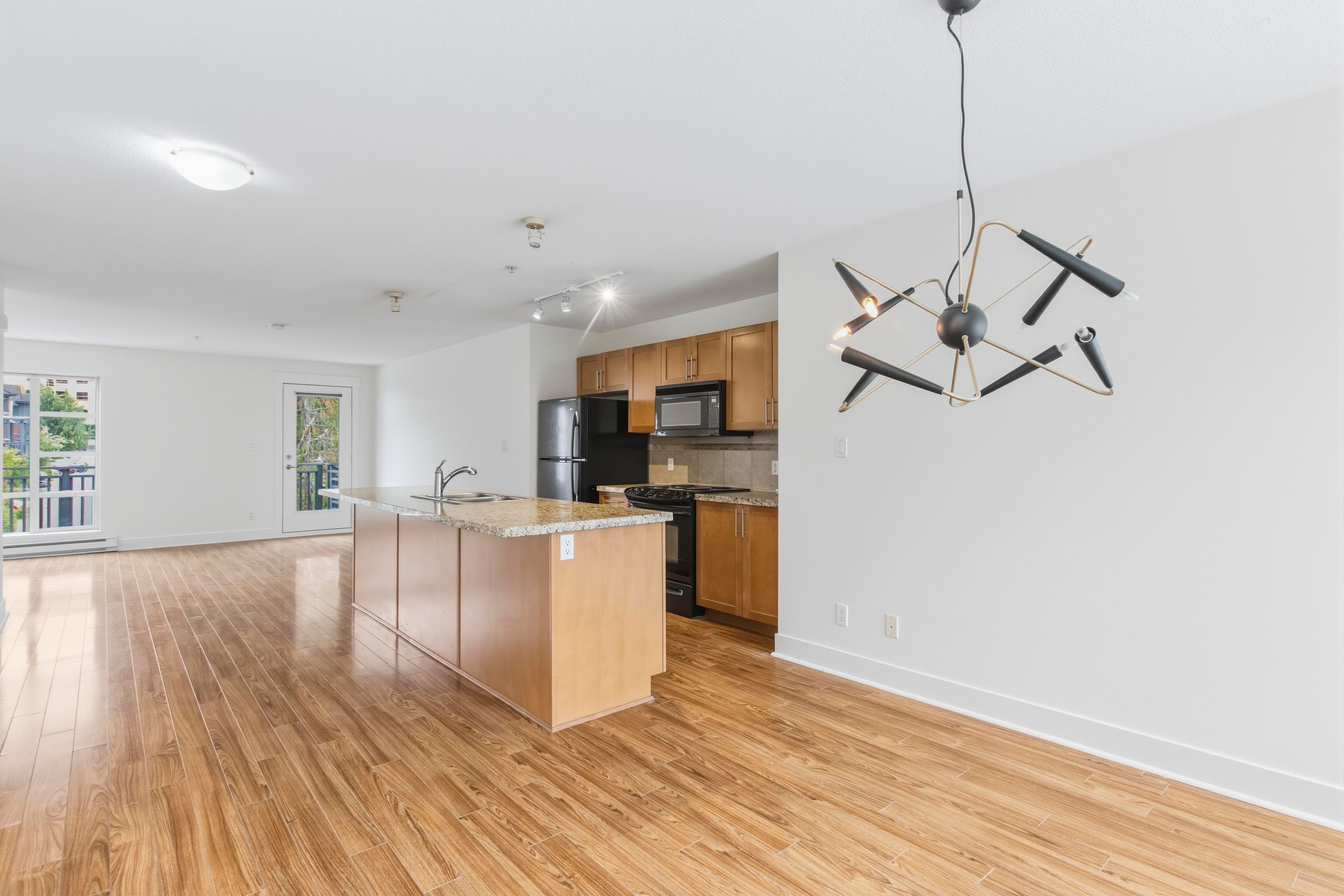 1176 Wingtip Place, Squamish, V8N 0N6 — photo 3