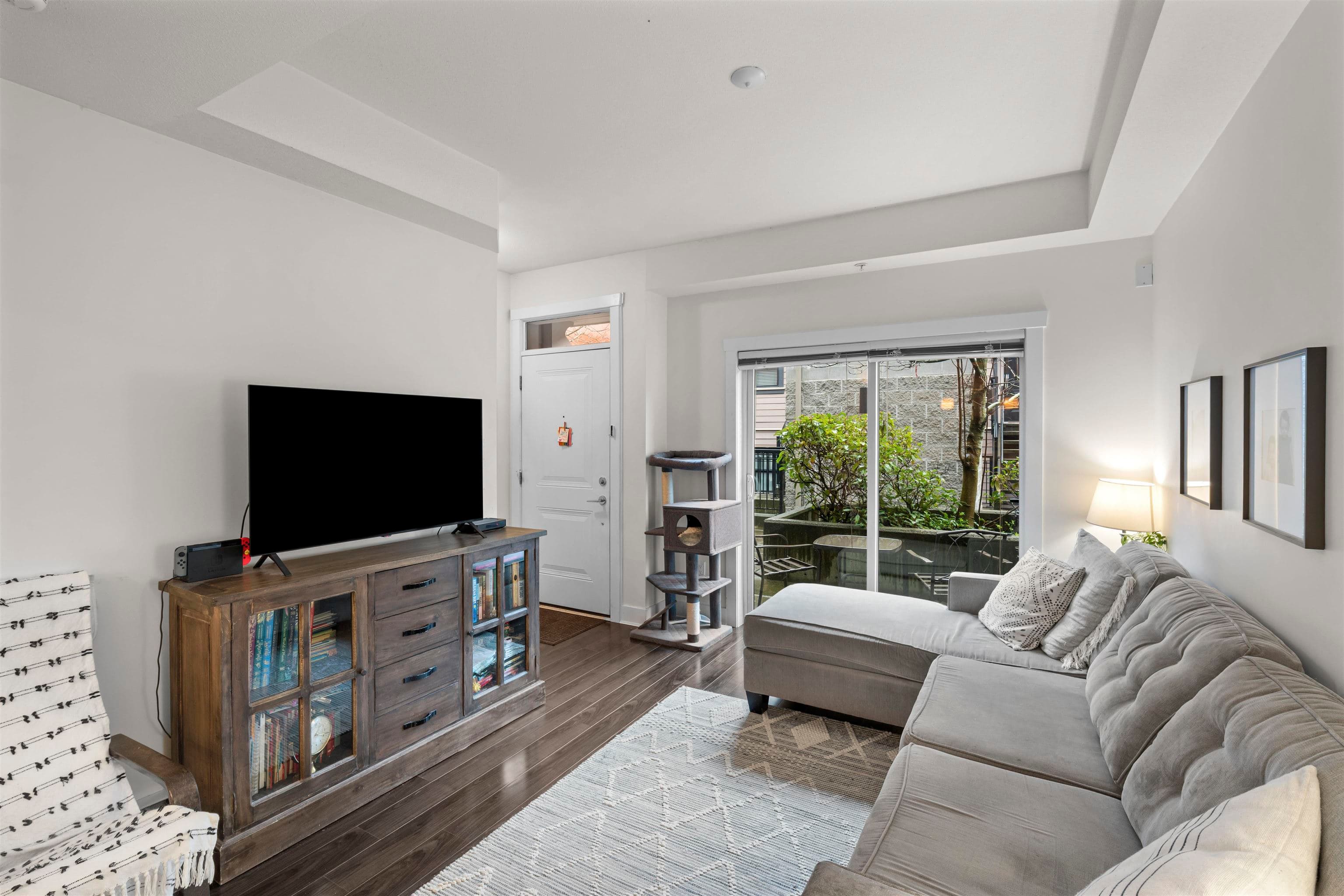 115 - 828 Royal Avenue, New Westminster, V3M 1J9 — photo 4