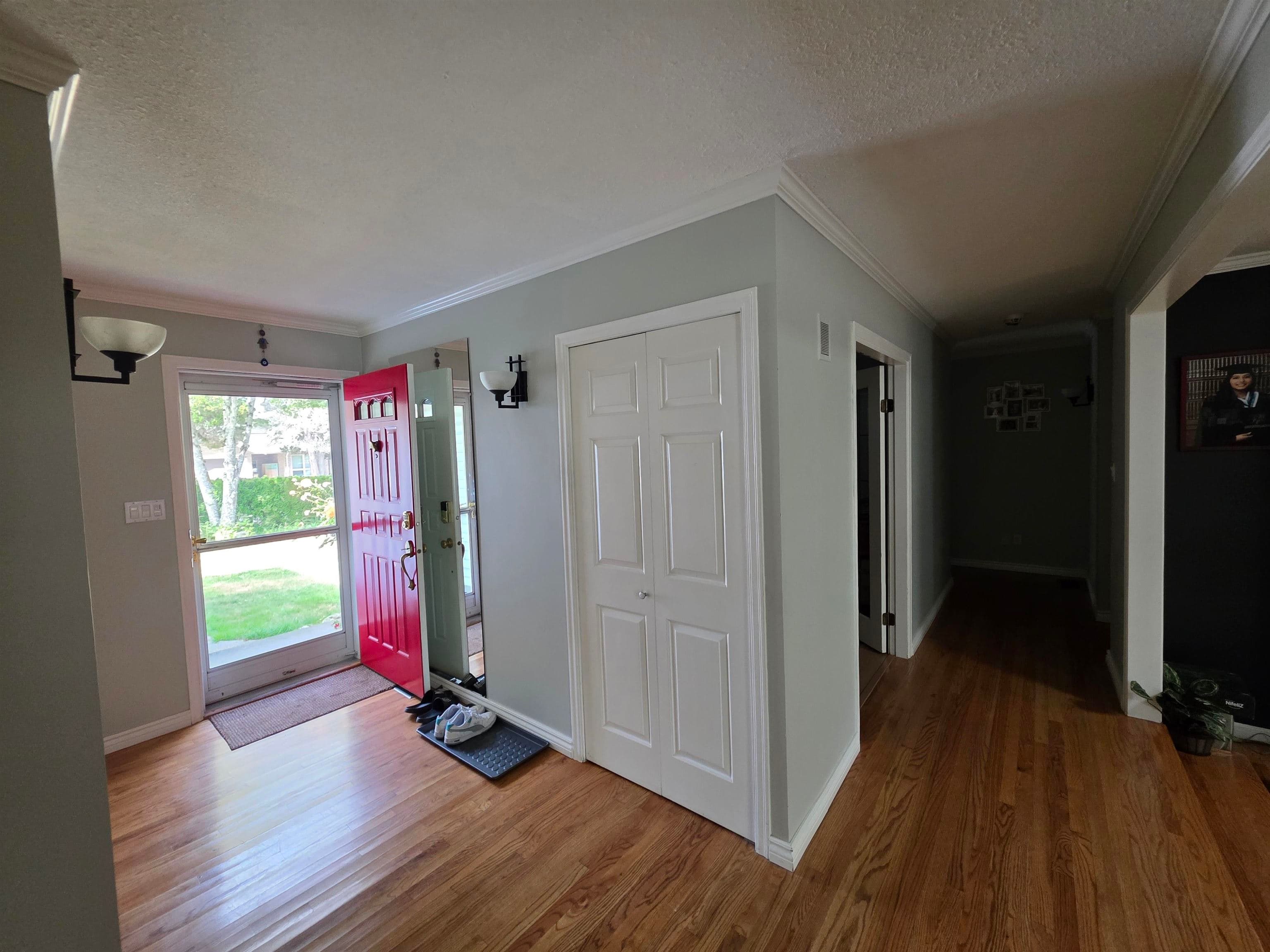 15580 20 Avenue, Surrey, V4A 2A5 — photo 4