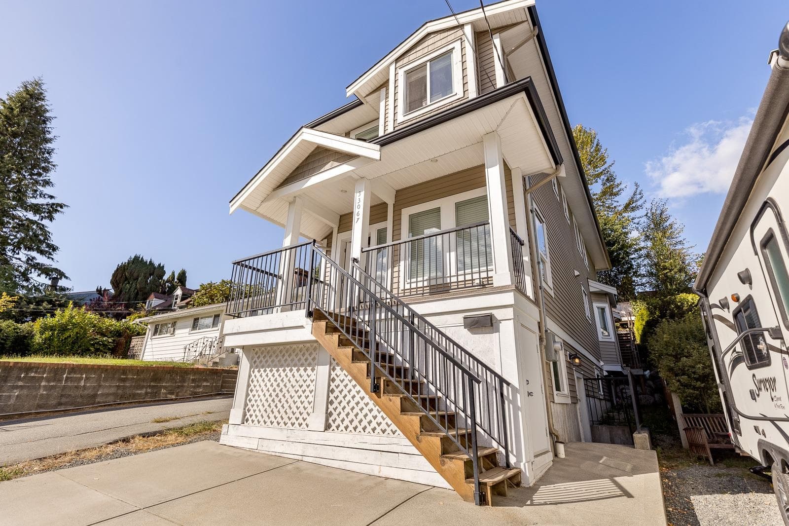 33067 6th Avenue, Mission, V2V 1Z8 — photo 2