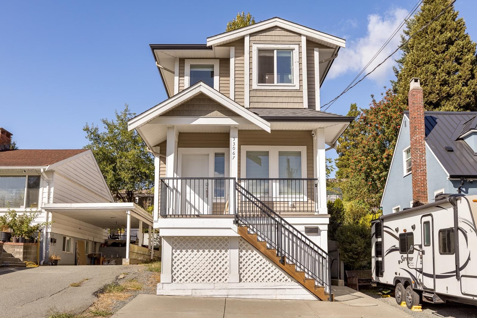 33067 6th Avenue, Mission, V2V 1Z8 — photo 1