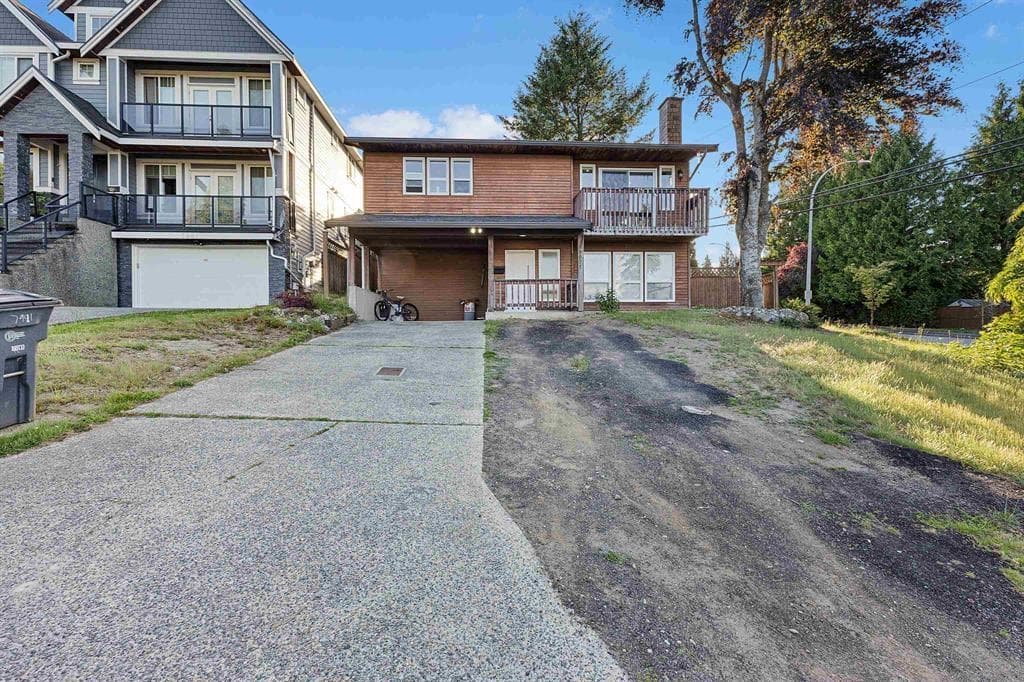 7991 138a Street, Surrey, V3W 7E8 — photo 1