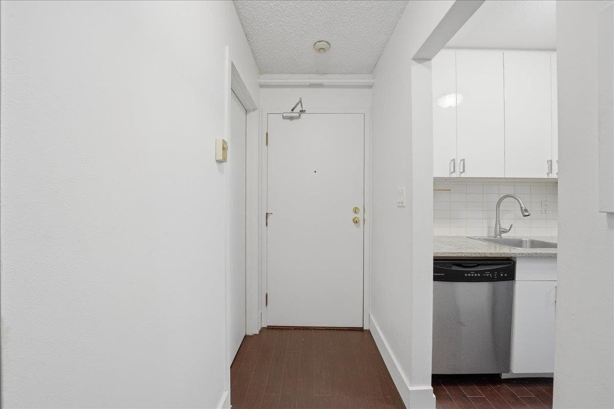 309 - 825 E 7th Avenue, Vancouver, V5T 1P4 — photo 3