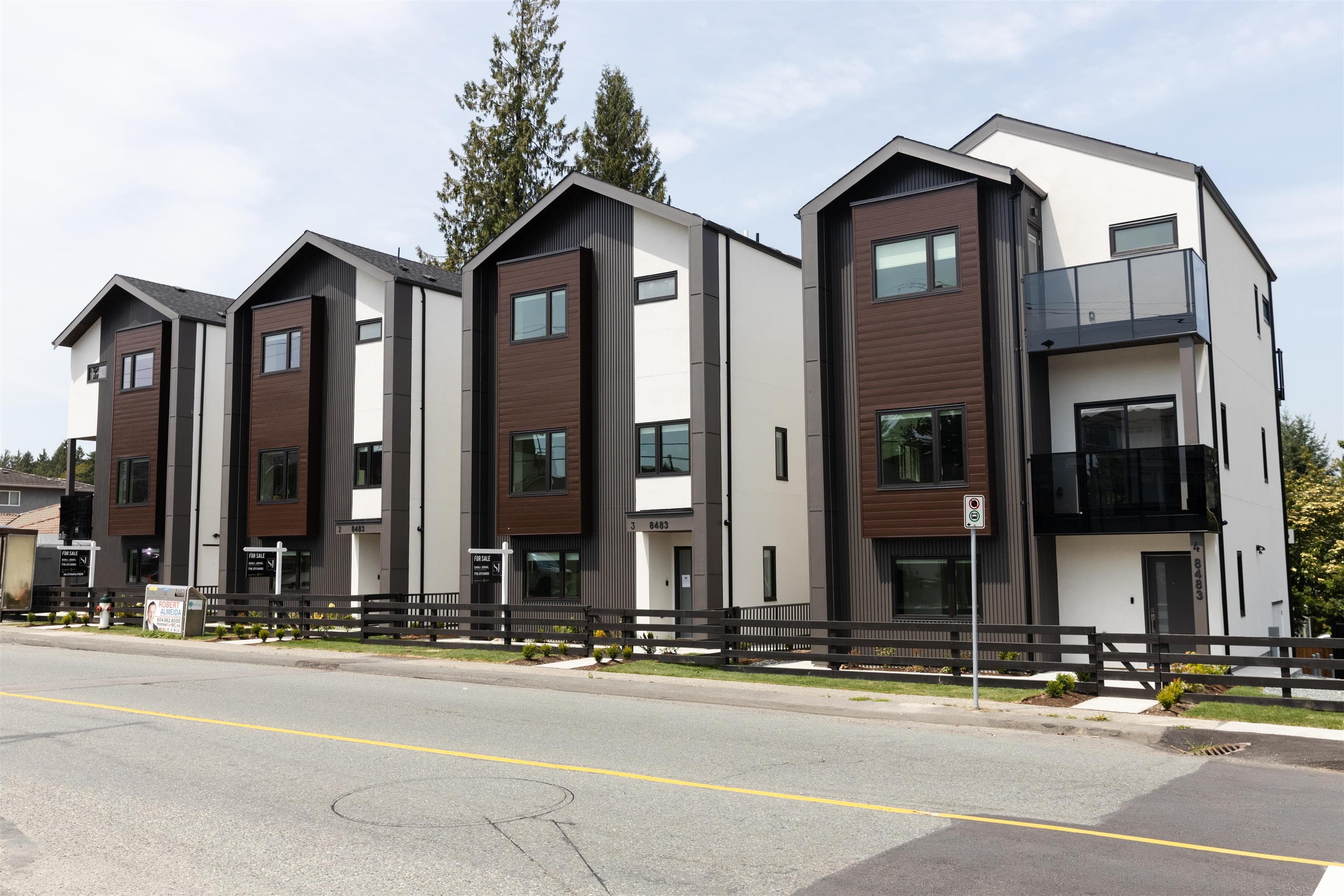 1 - 8483 16 Avenue, Burnaby, V3N 1S4 — photo 1