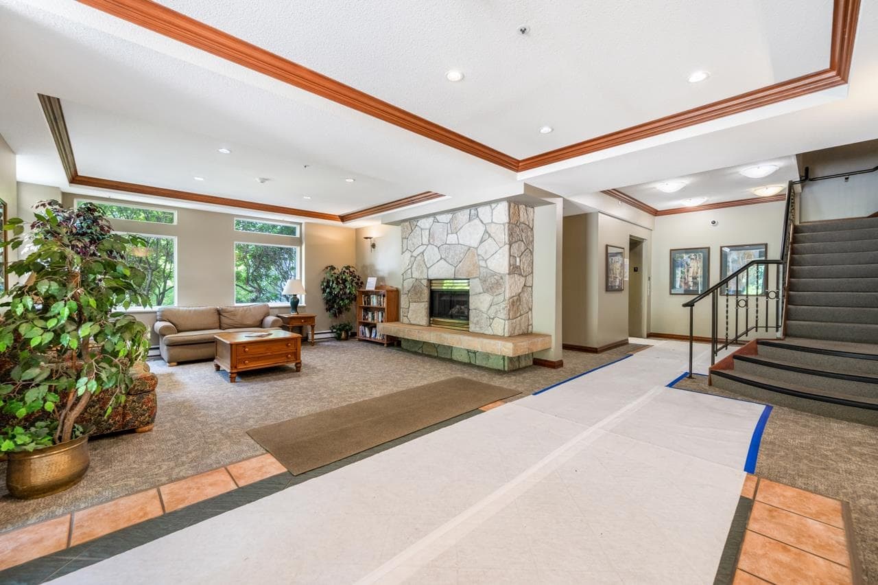 505 - 3001 Terravista Place, Port Moody, V3H 5A2 — photo 2
