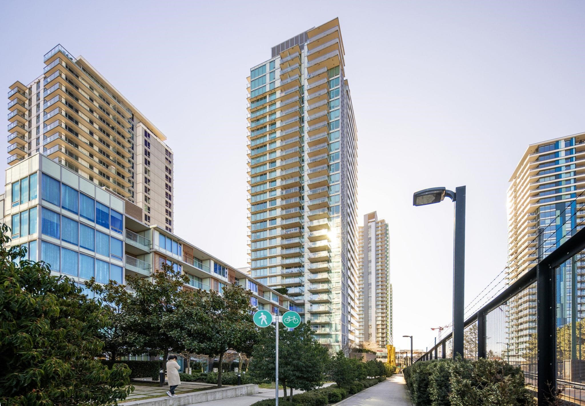804 - 8131 Nunavut Lane, Vancouver, V5X 0E2 — photo 1