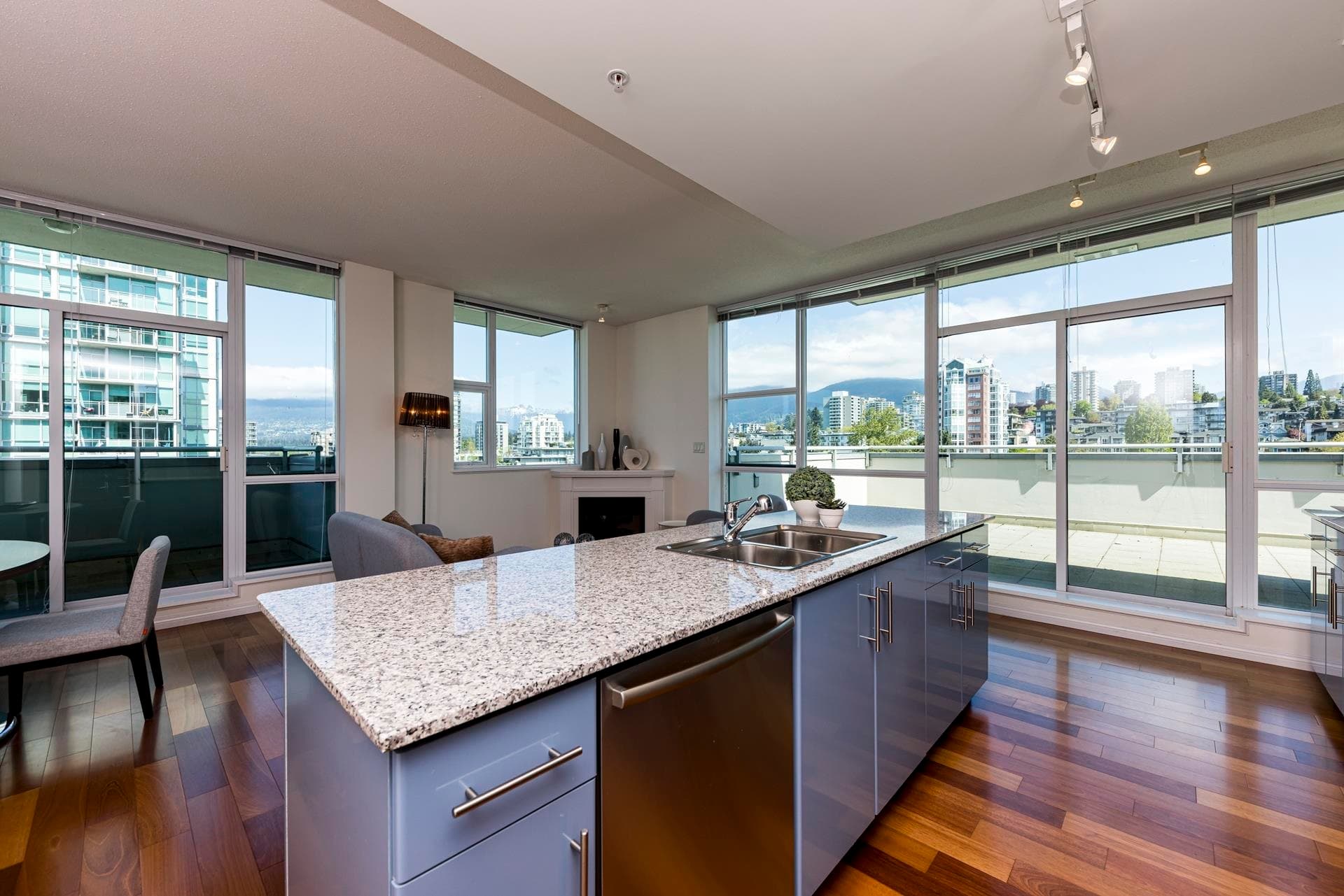 PH1 - 168 E Esplanade, North Vancouver, V7L 4X8 — photo 5