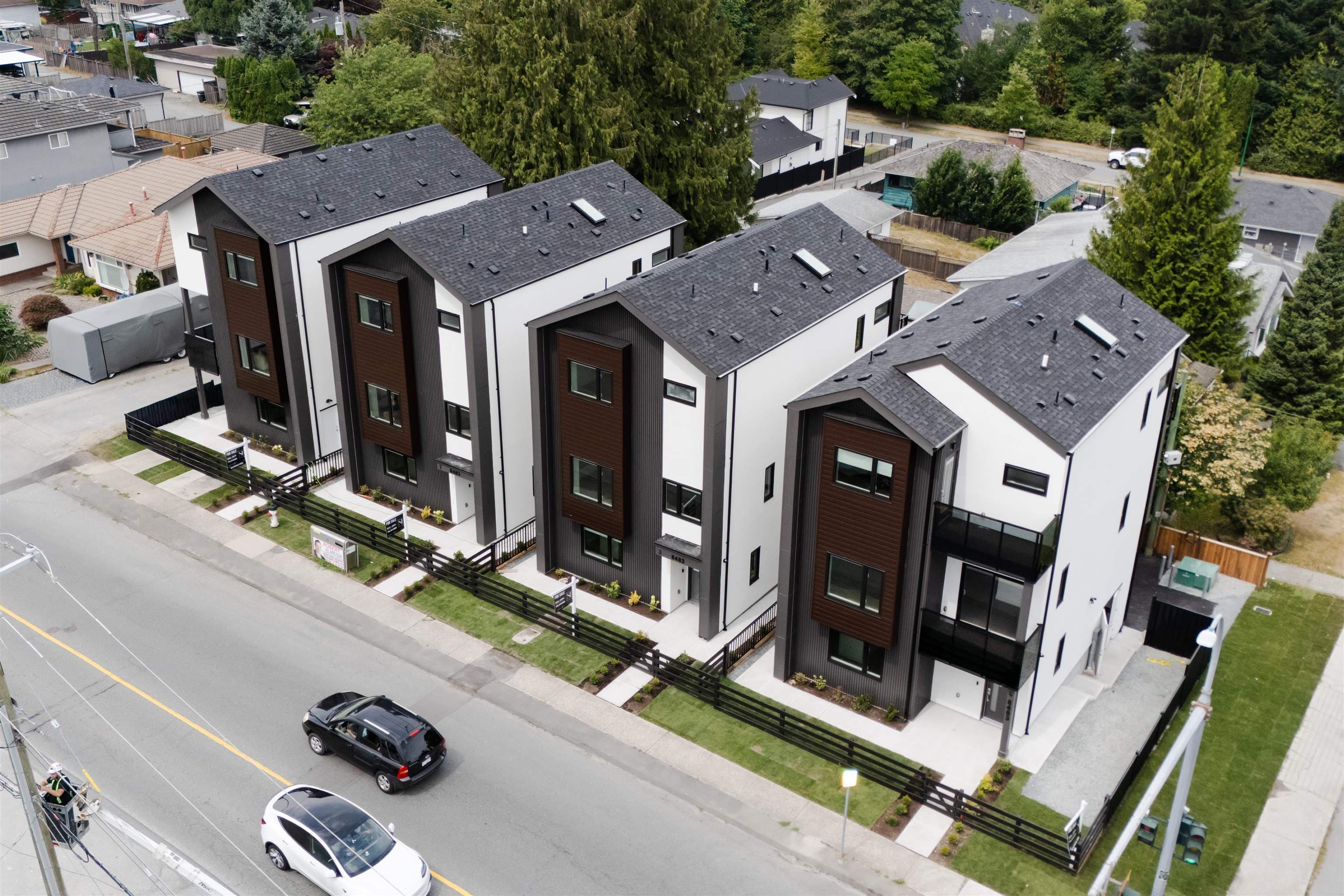 4 - 8483 16 Avenue, Burnaby, V3N 1S4 — photo 2