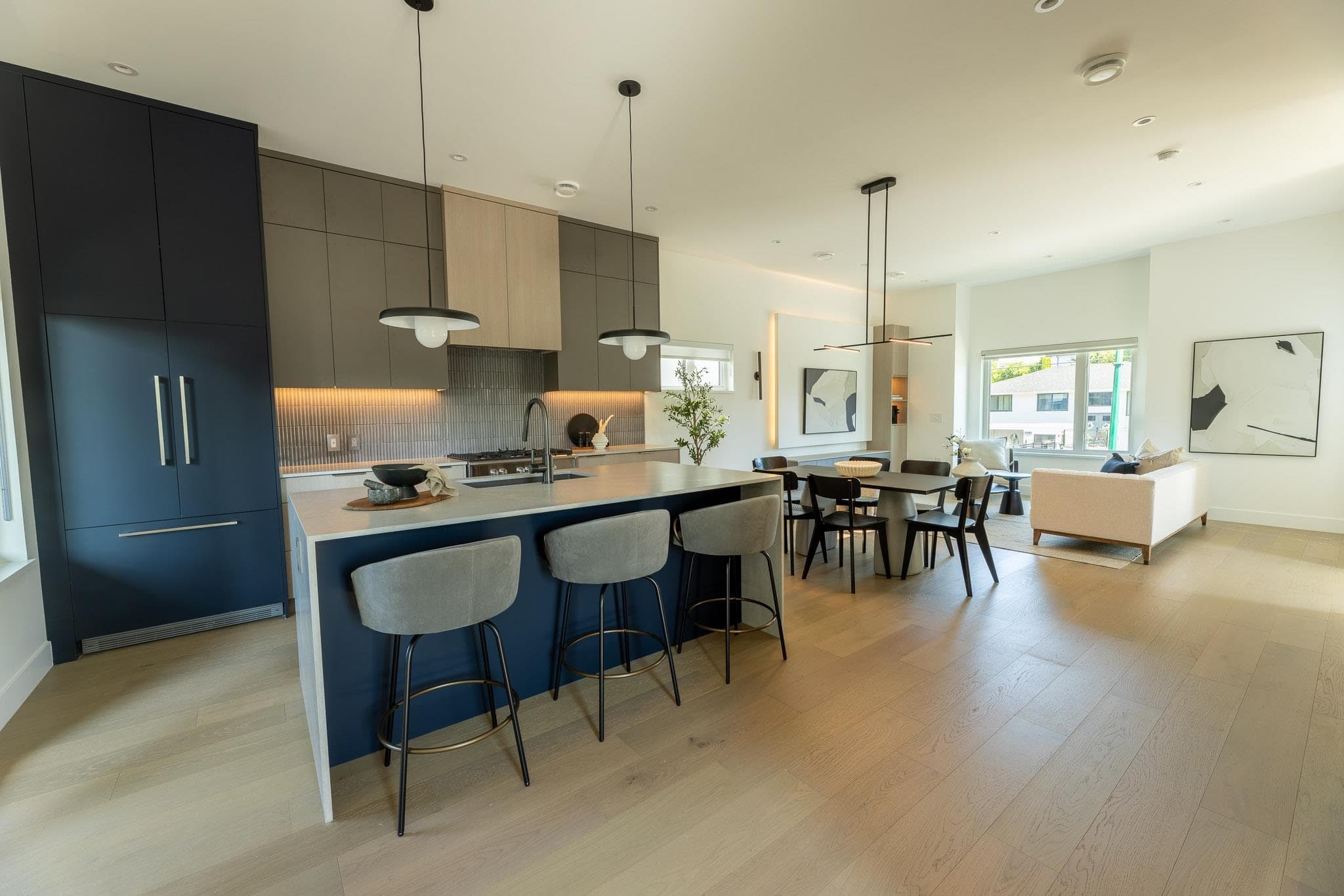 4 - 8483 16 Avenue, Burnaby, V3N 1S4 — photo 3
