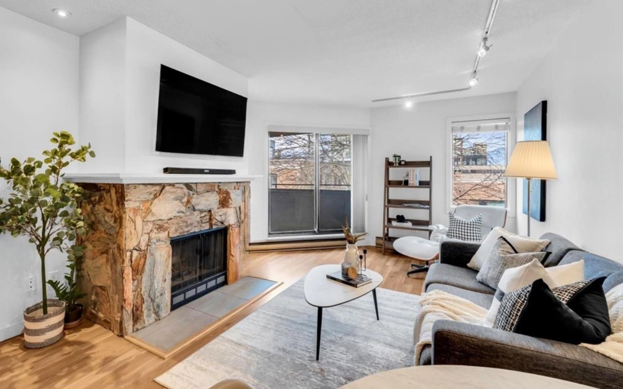 407 - 1476 W 10th Avenue, Vancouver
