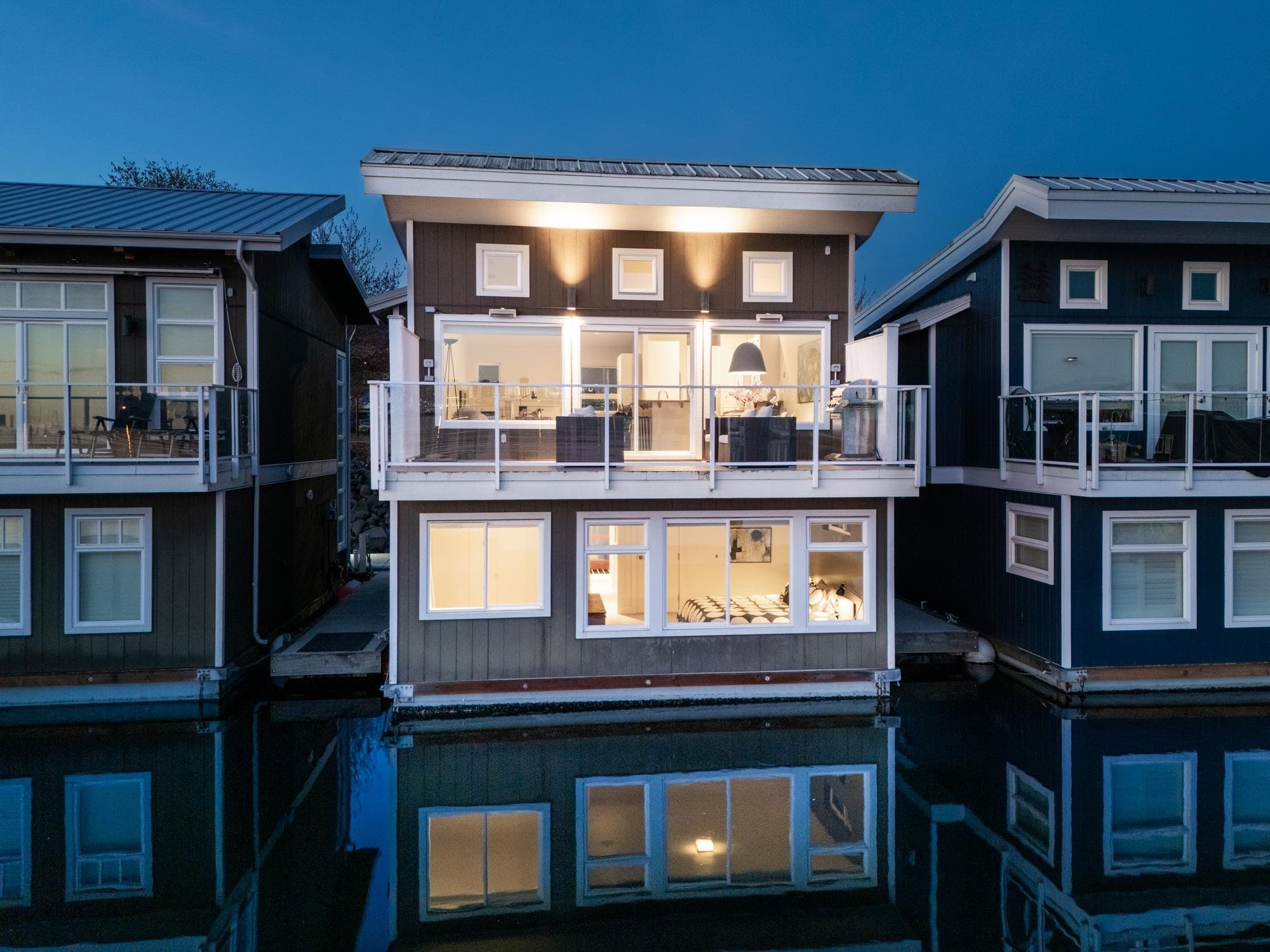 FRSL17 - 415 W Esplanade Avenue, North Vancouver, V7M 1A6 — photo 4