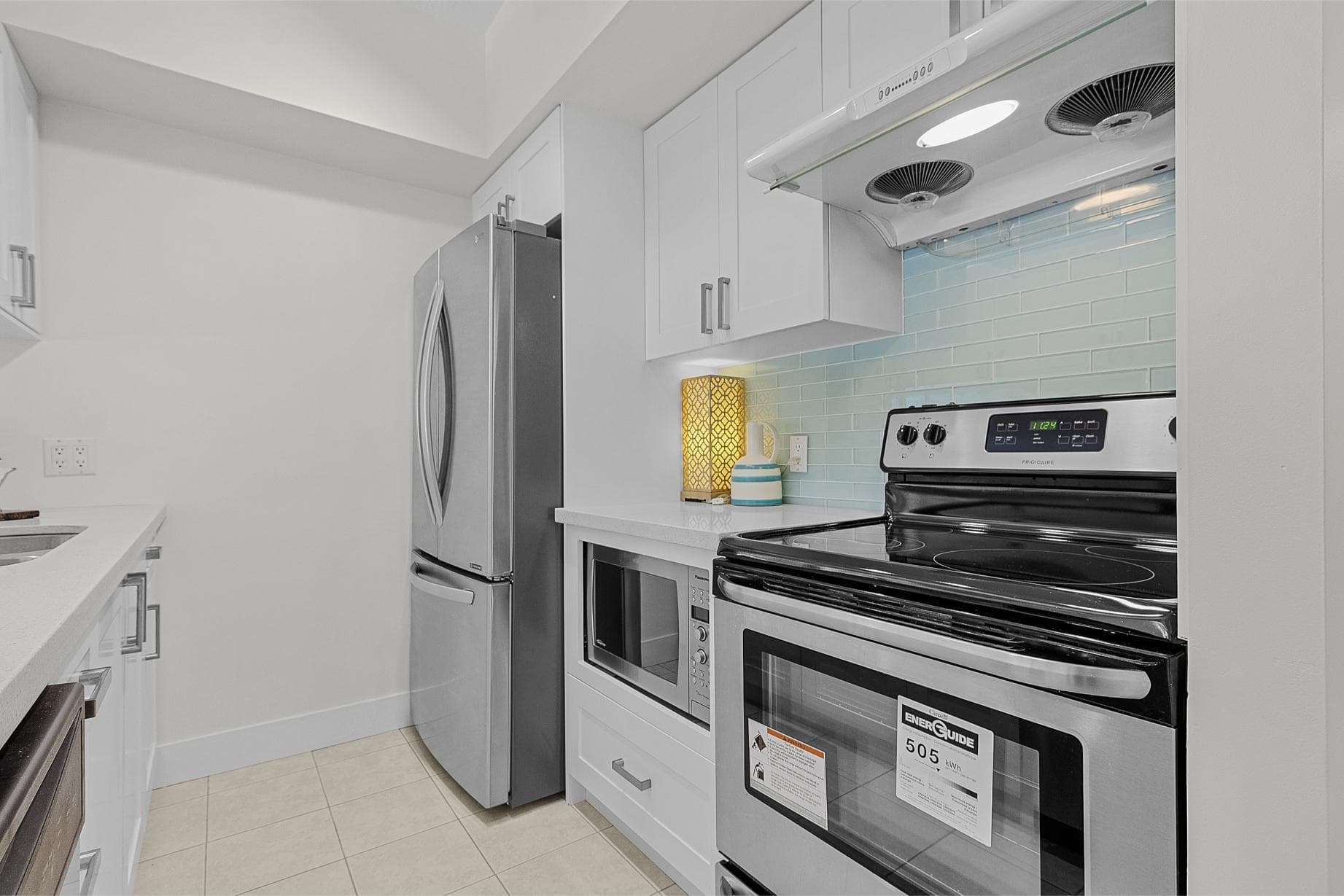 302 - 8871 Lansdowne Road, Richmond, V6X 3X8 — photo 3