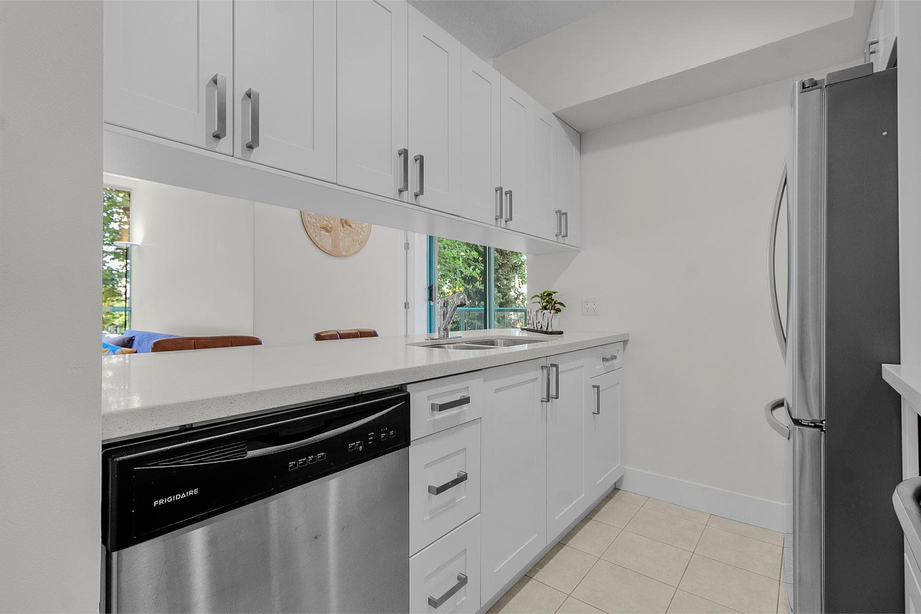 302 - 8871 Lansdowne Road, Richmond, V6X 3X8 — photo 1