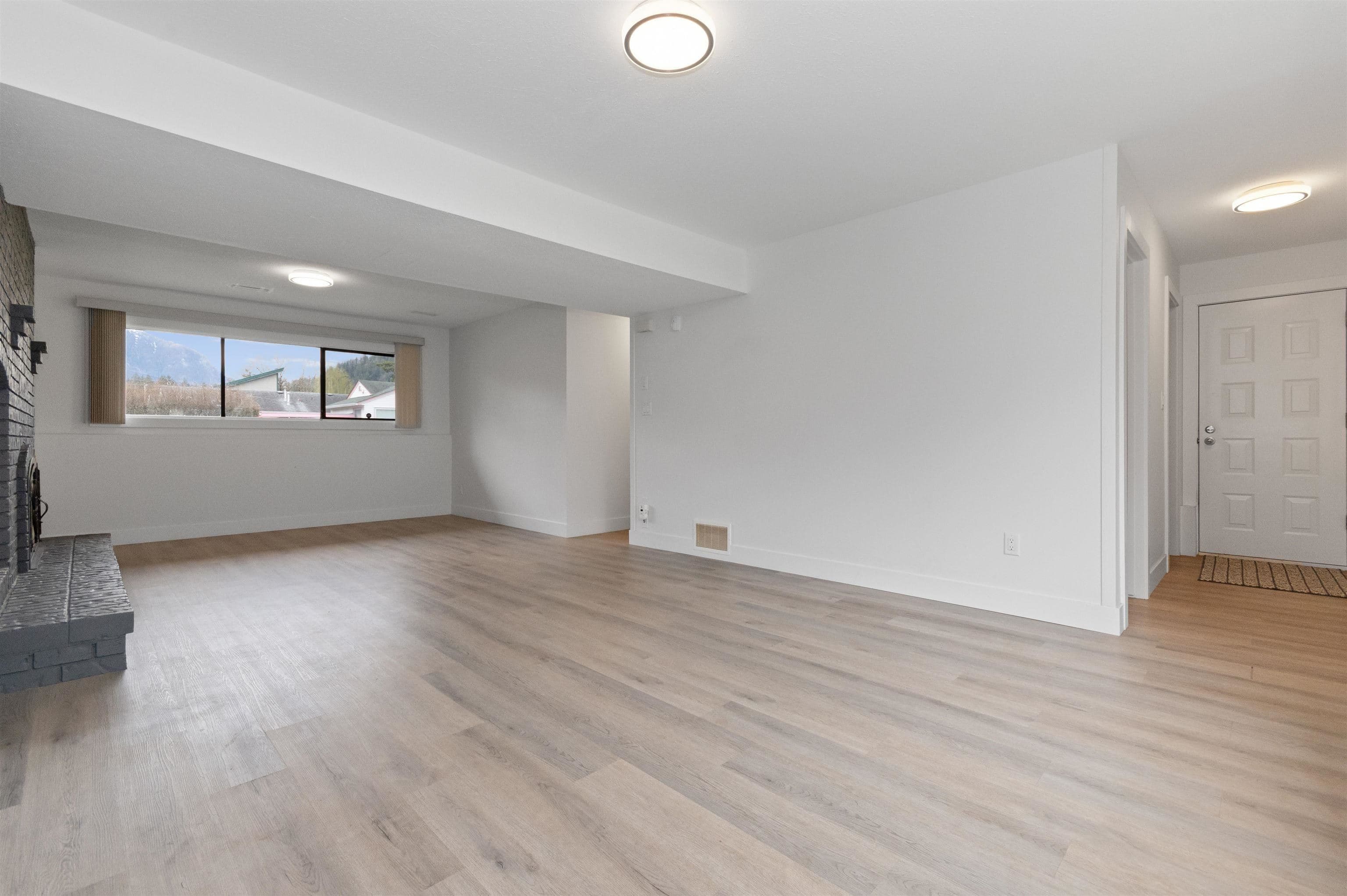 561 5th Avenue, Hope