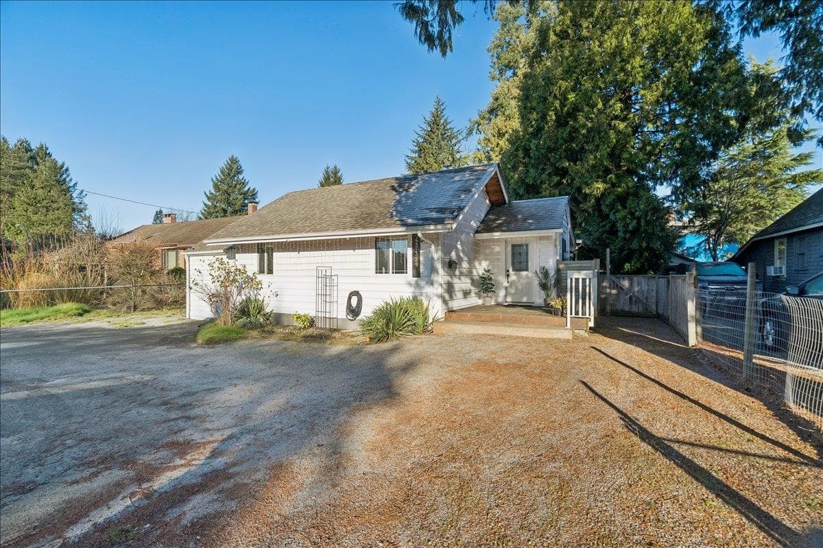 21339 Dewdney Trunk Road, Maple Ridge, V2X 3G2 — photo 1
