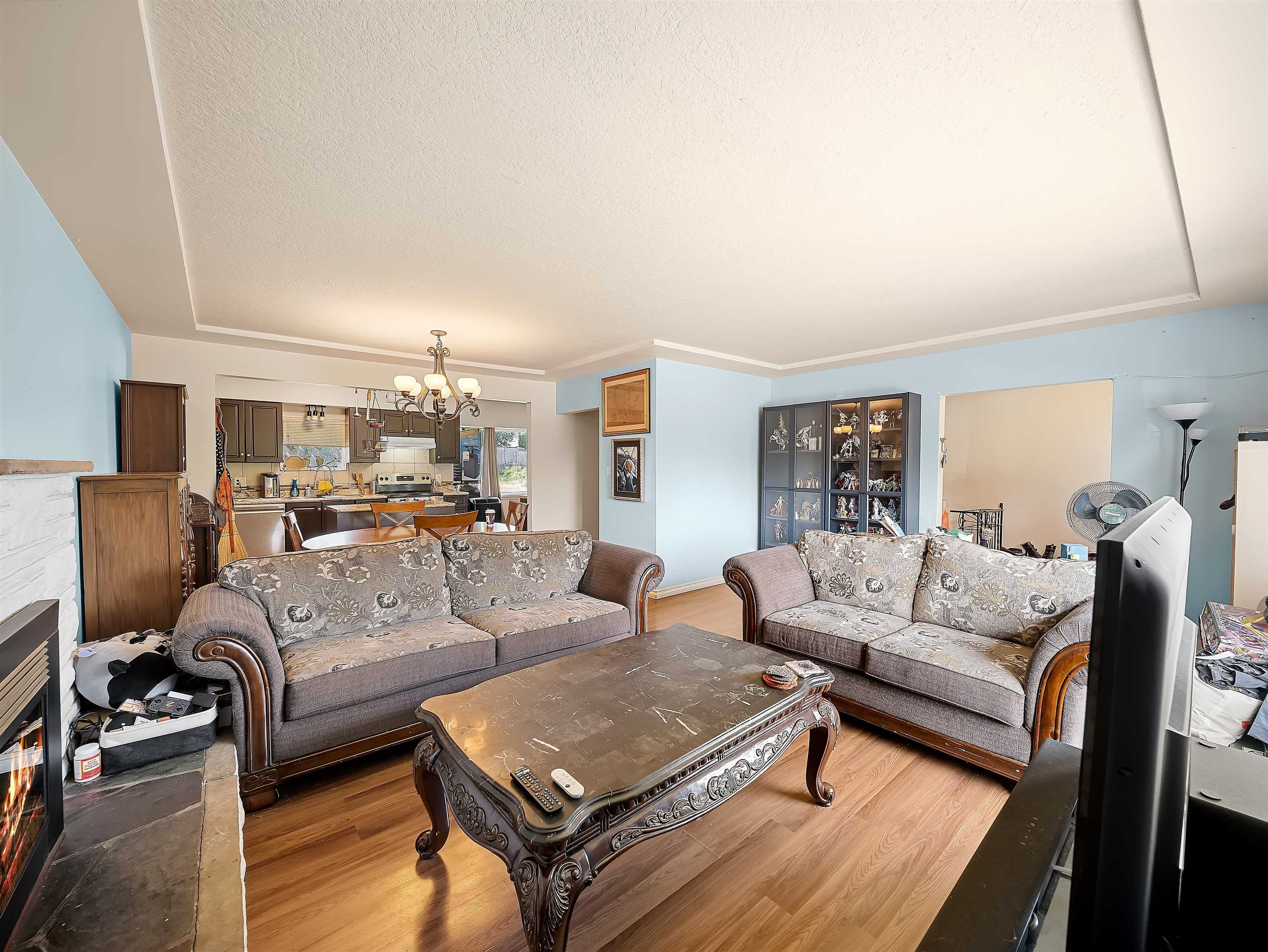 5987 Malvern Avenue, Burnaby, V5E 3E7 — photo 4
