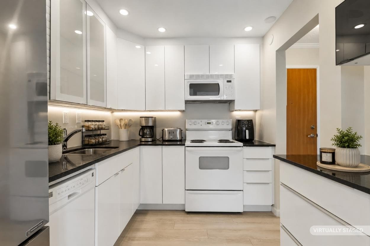104 - 1371 Foster Street, White Rock, V4B 3X5 — photo 4