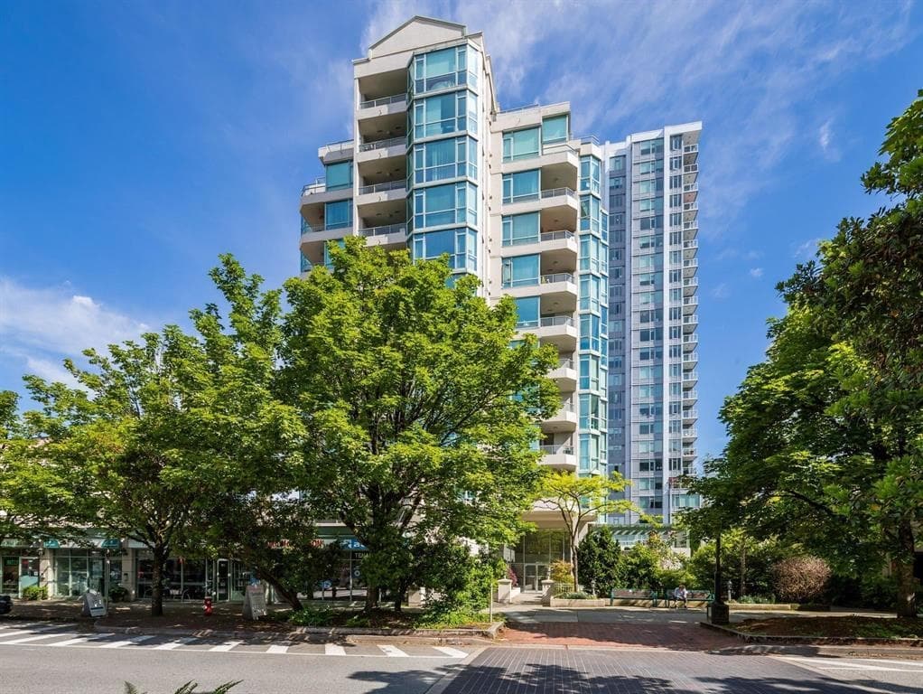 903 - 140 E 14th Street, North Vancouver