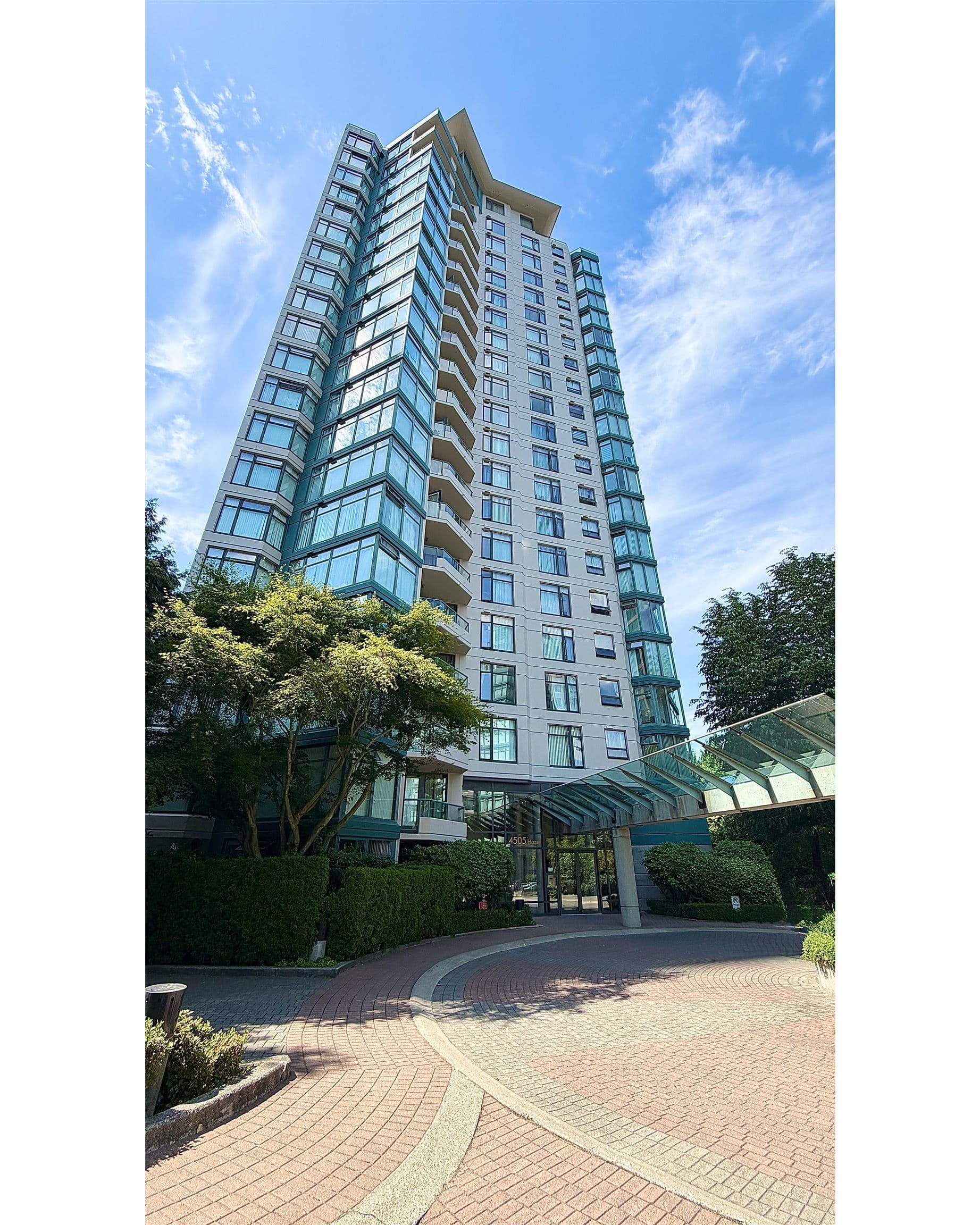 705 - 4505 Hazel Street Street, Burnaby
