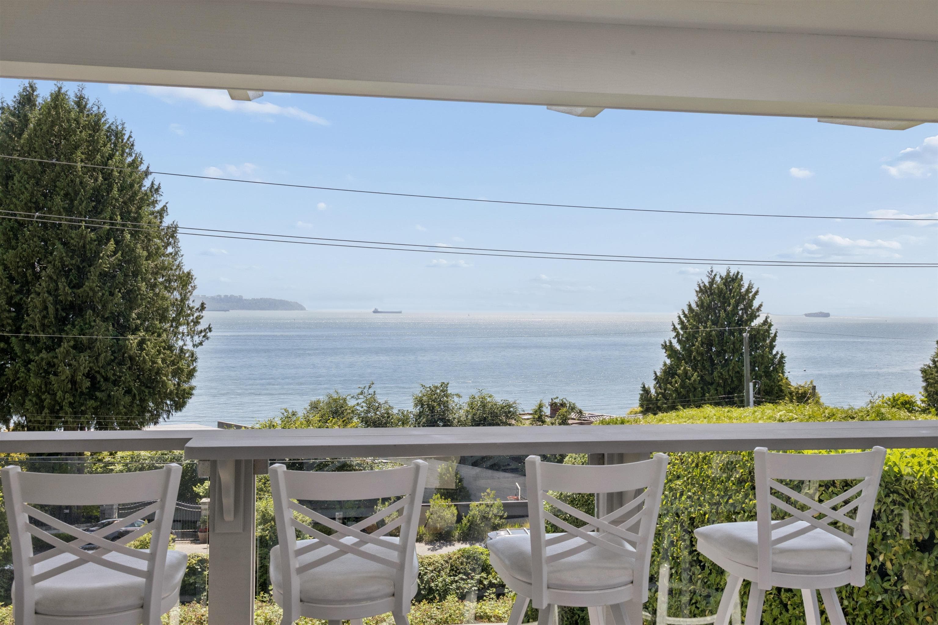 2621 Bellevue Avenue, West Vancouver, V7V 1E5 — photo 1