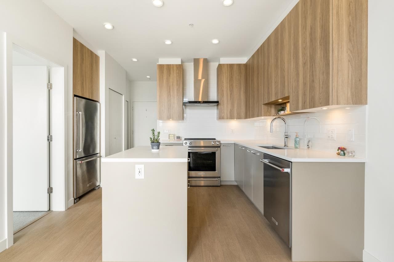 614 - 7599 15th Street, Burnaby, V3N 0H9 — photo 4