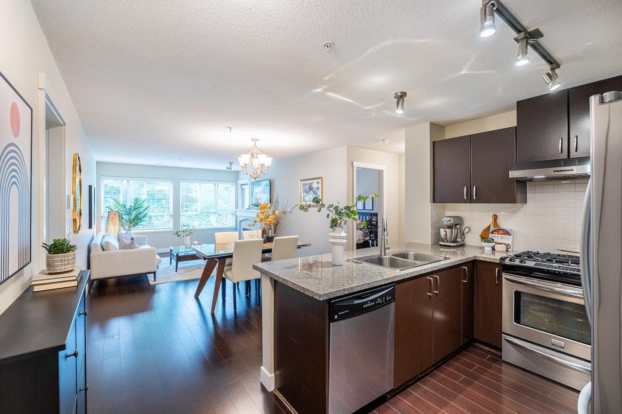 302 - 3110 Dayanee Springs Boulevard, Coquitlam, V3E 0B4 — photo 4
