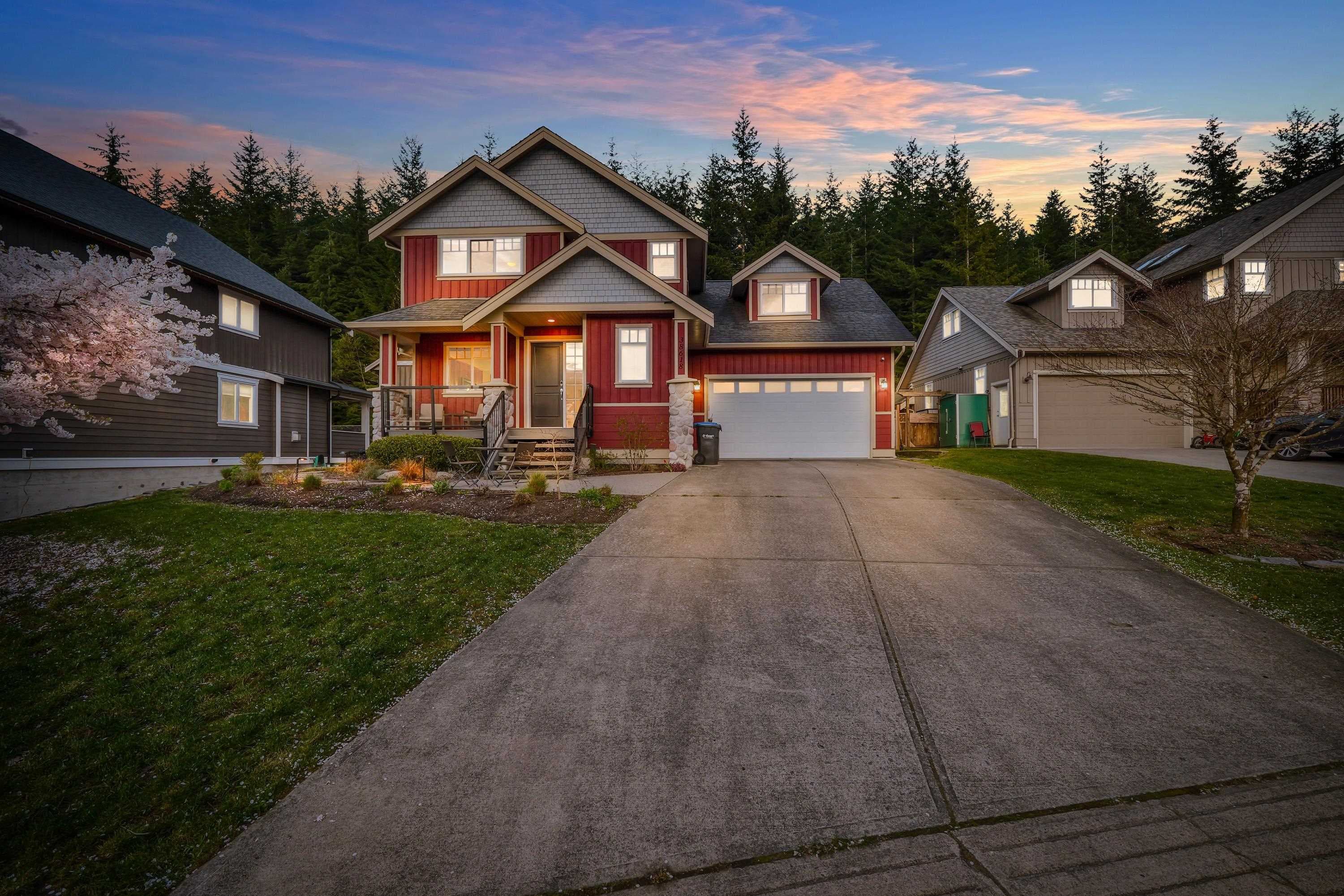 38618 Cherry Drive, Squamish, V8B 0C2 — photo 4