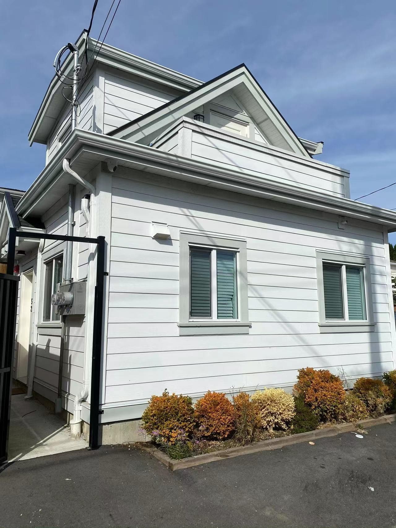 Laneway House - 56 E 51st Avenue, Vancouver