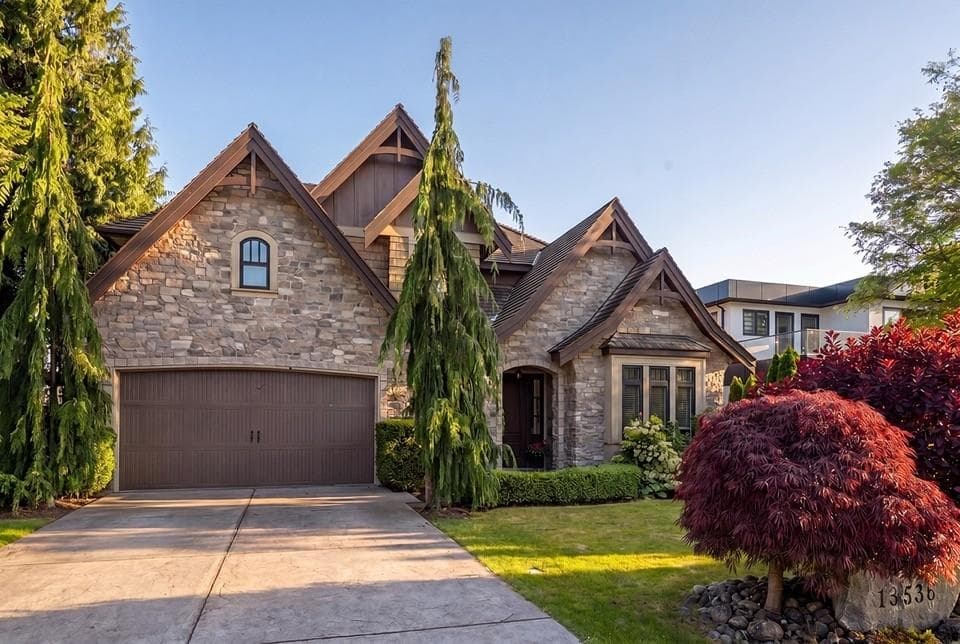 13536 14 Avenue, Surrey, V4A 5H5 — photo 1