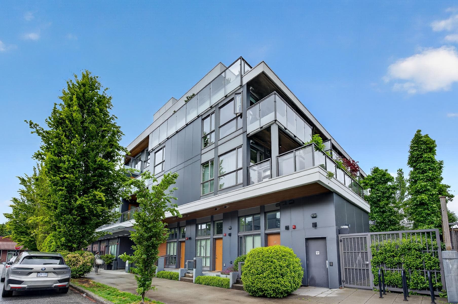 308 - 209 E 20 Avenue, Vancouver, V5V 1M2 — photo 2