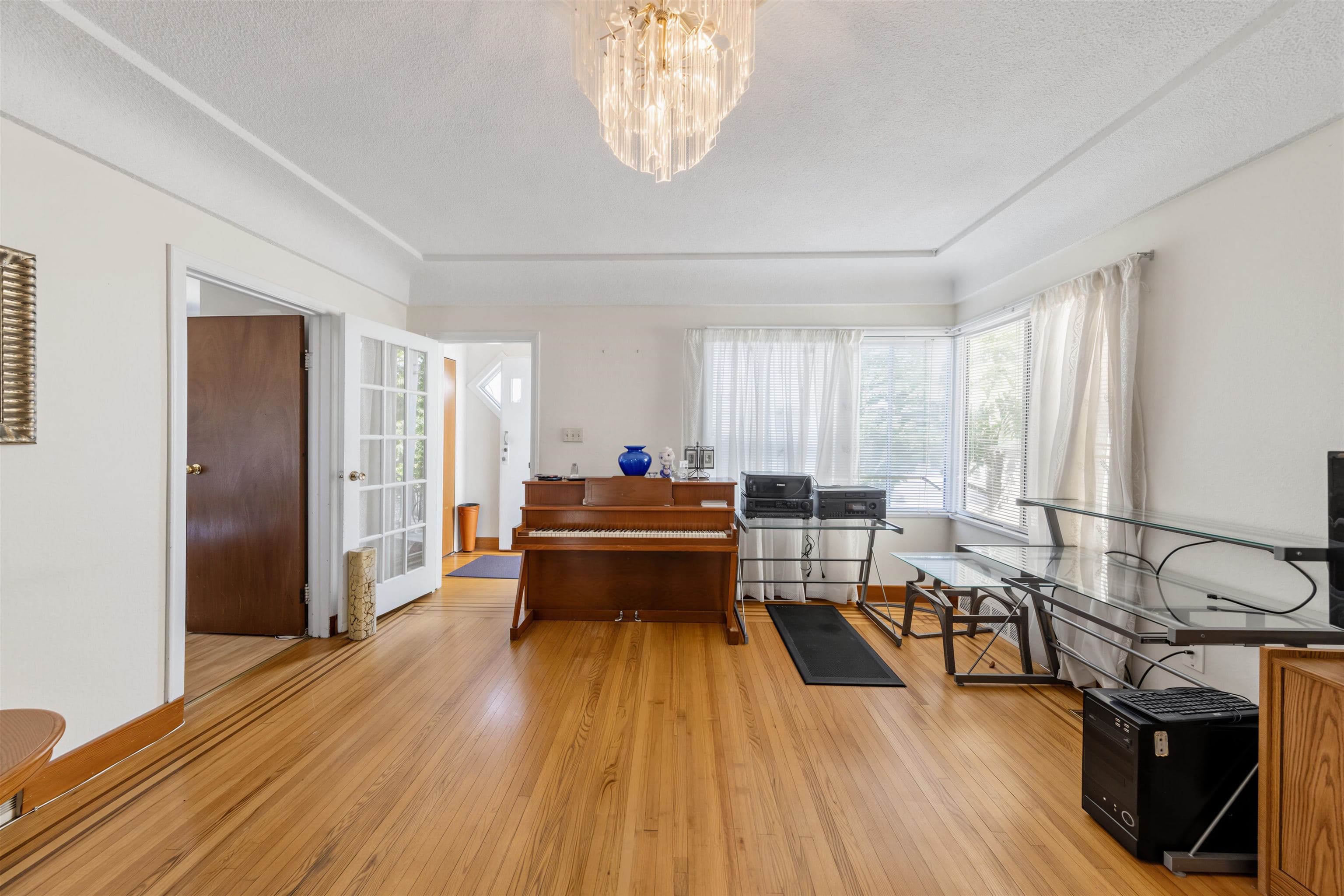 3378 E 26th Avenue, Vancouver, V5R 1L9 — photo 3