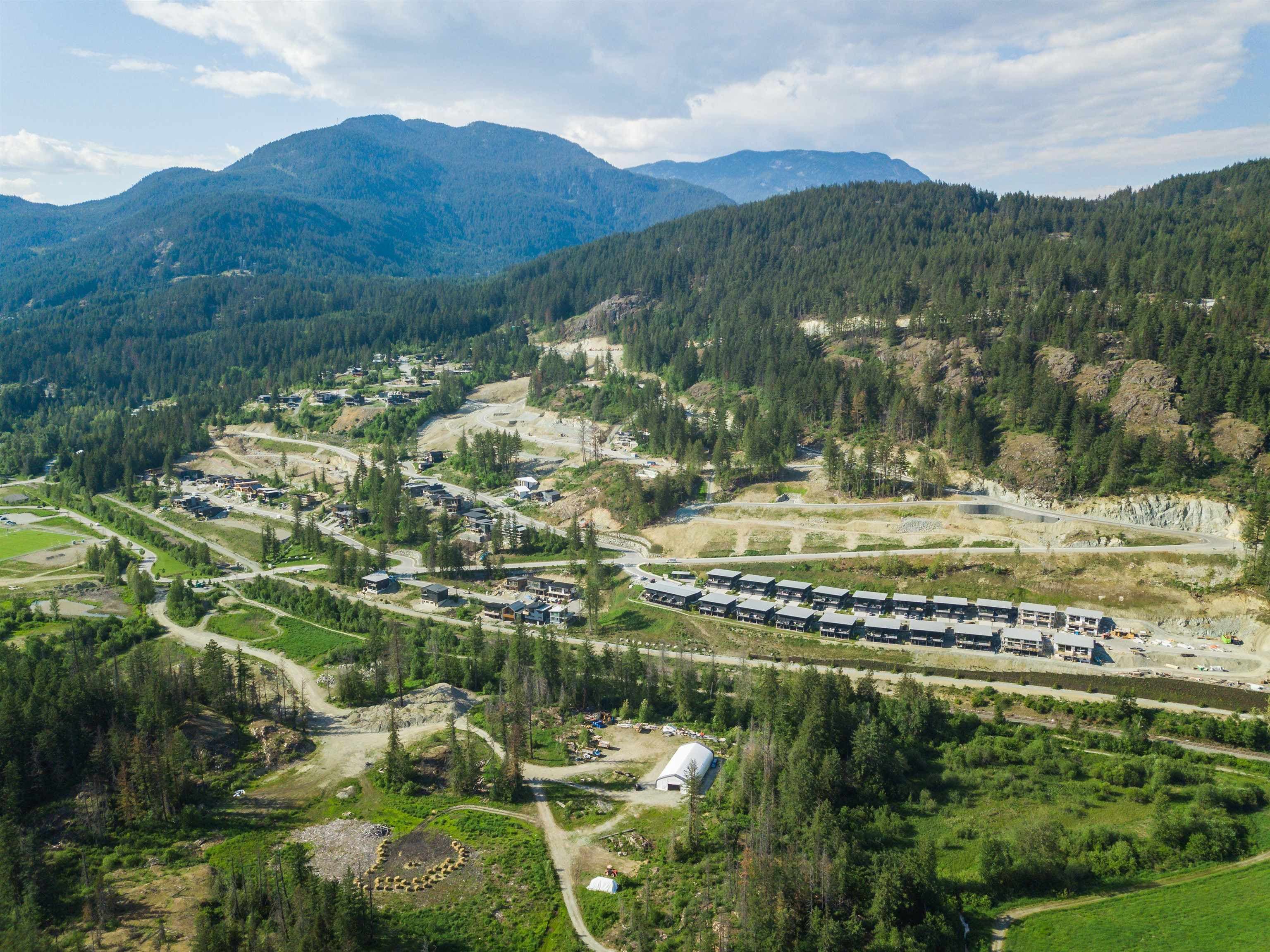 8222 Merlot Peak Drive, Pemberton, V0N 2L3 — photo 4