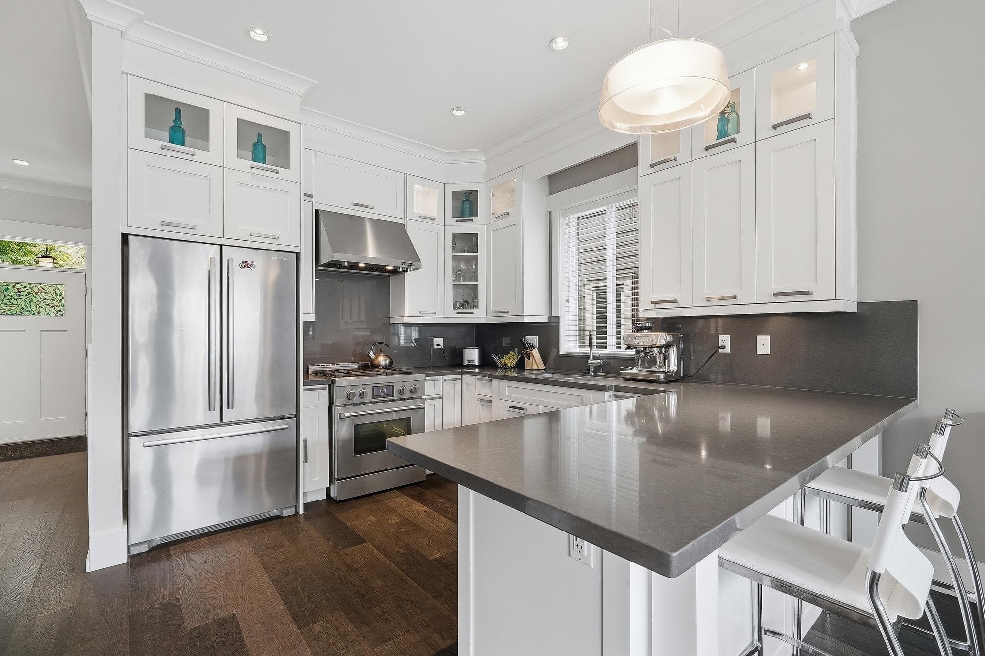 14713 32 Avenue, Surrey, V4P 1Z8 — photo 1