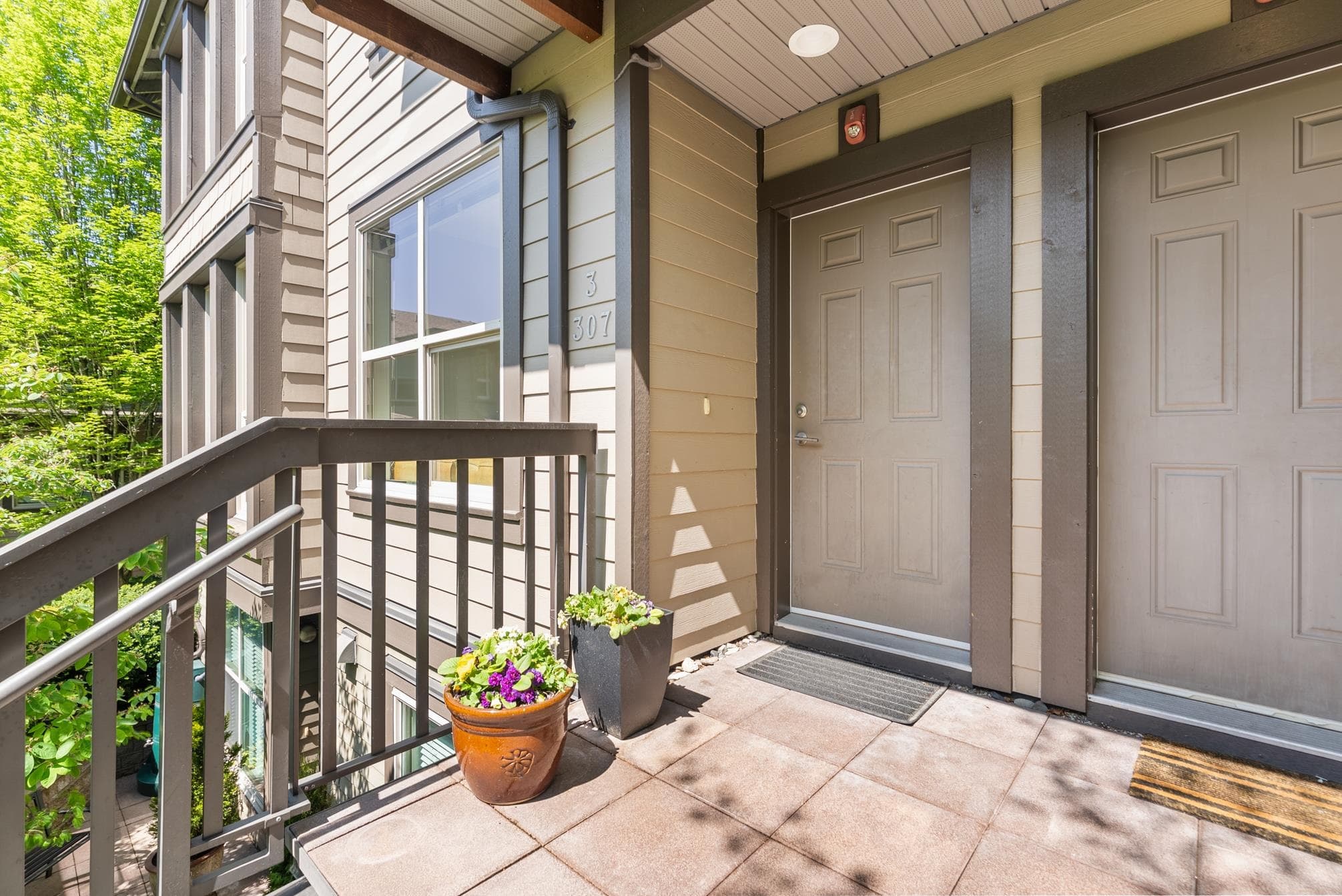 3 - 307 E 15th Street, North Vancouver, V7L 2R6 — photo 3