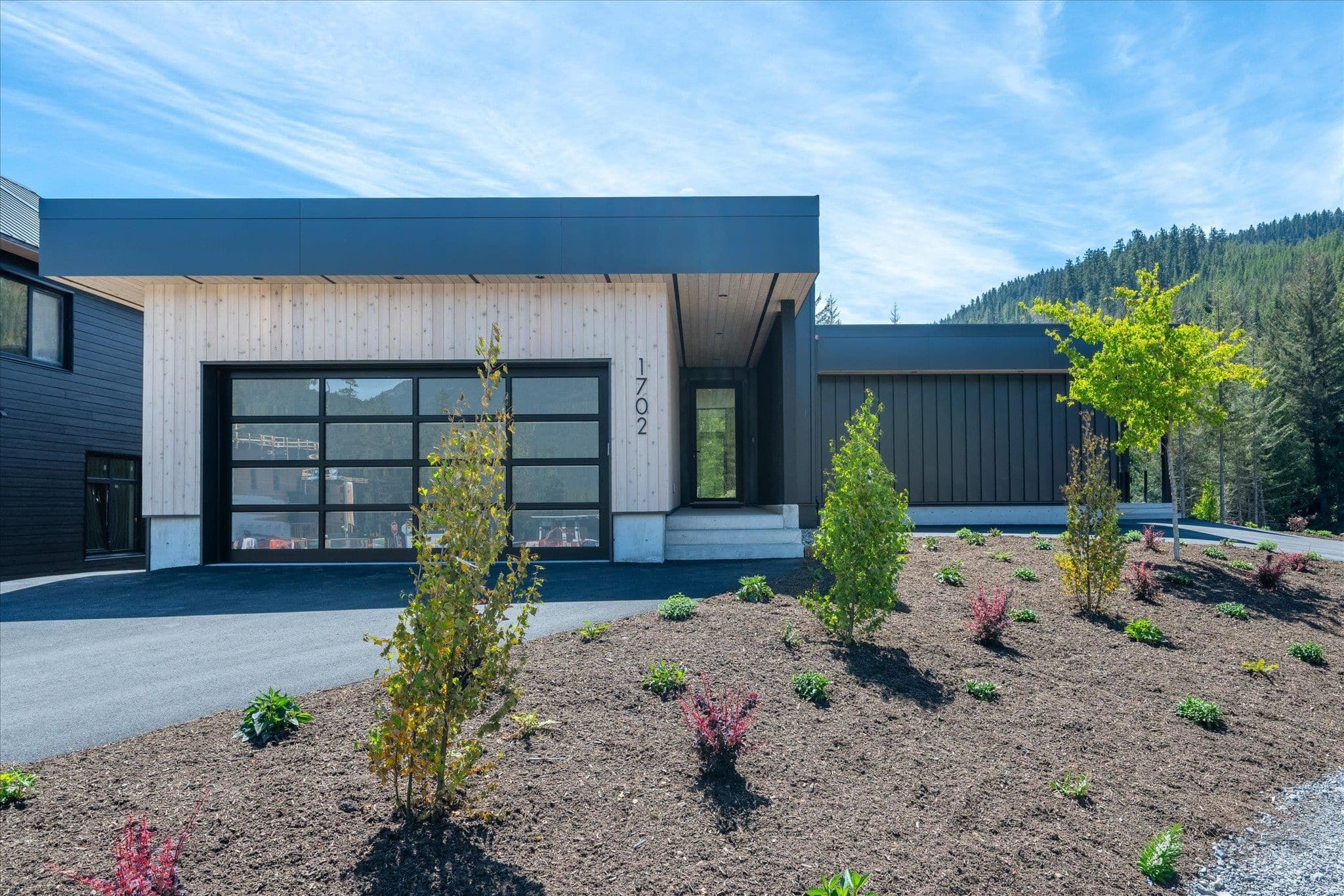 1702 River Run Place, Whistler, V8E 1P4 — photo 2