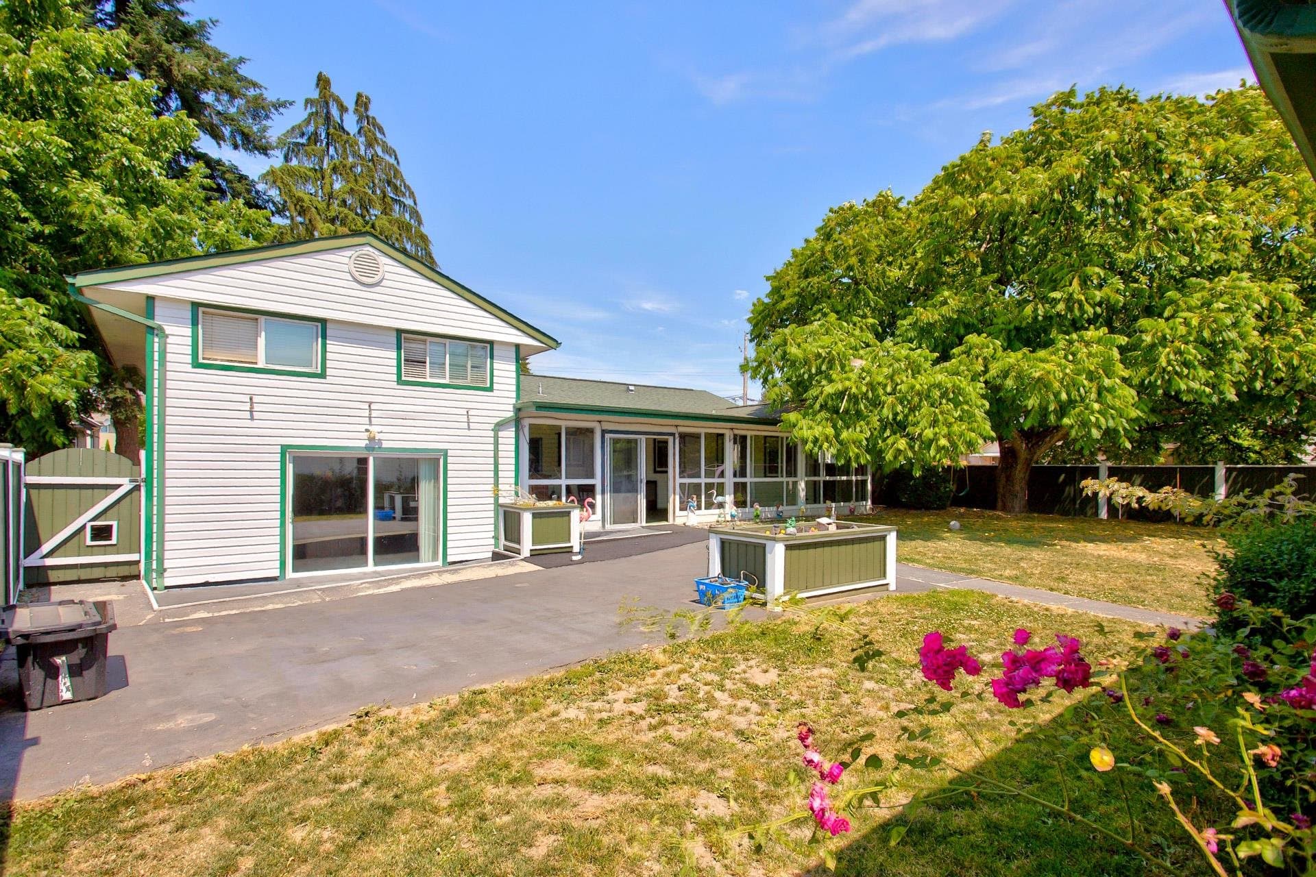 12488 92 Avenue, Surrey, V3V 1G5 — photo 3