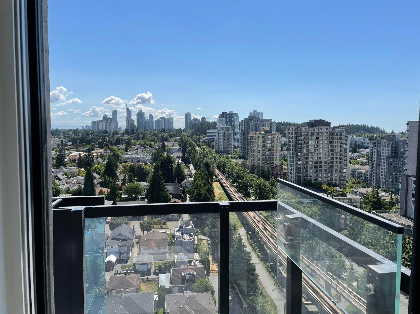 1*** - 5058 Joyce Street, Vancouver, V5R 0J9 — photo 2