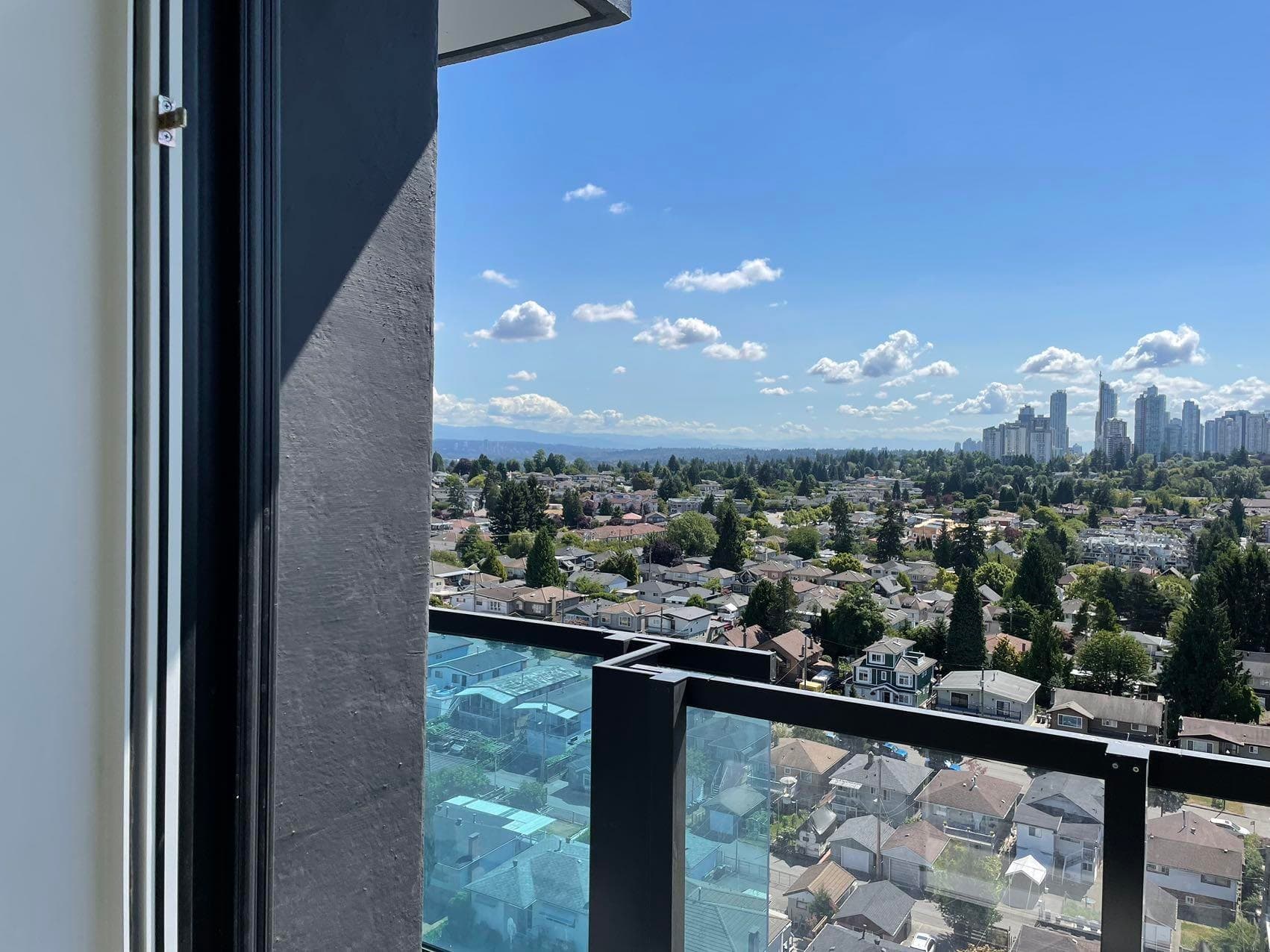 1*** - 5058 Joyce Street, Vancouver, V5R 0J9 — photo 3