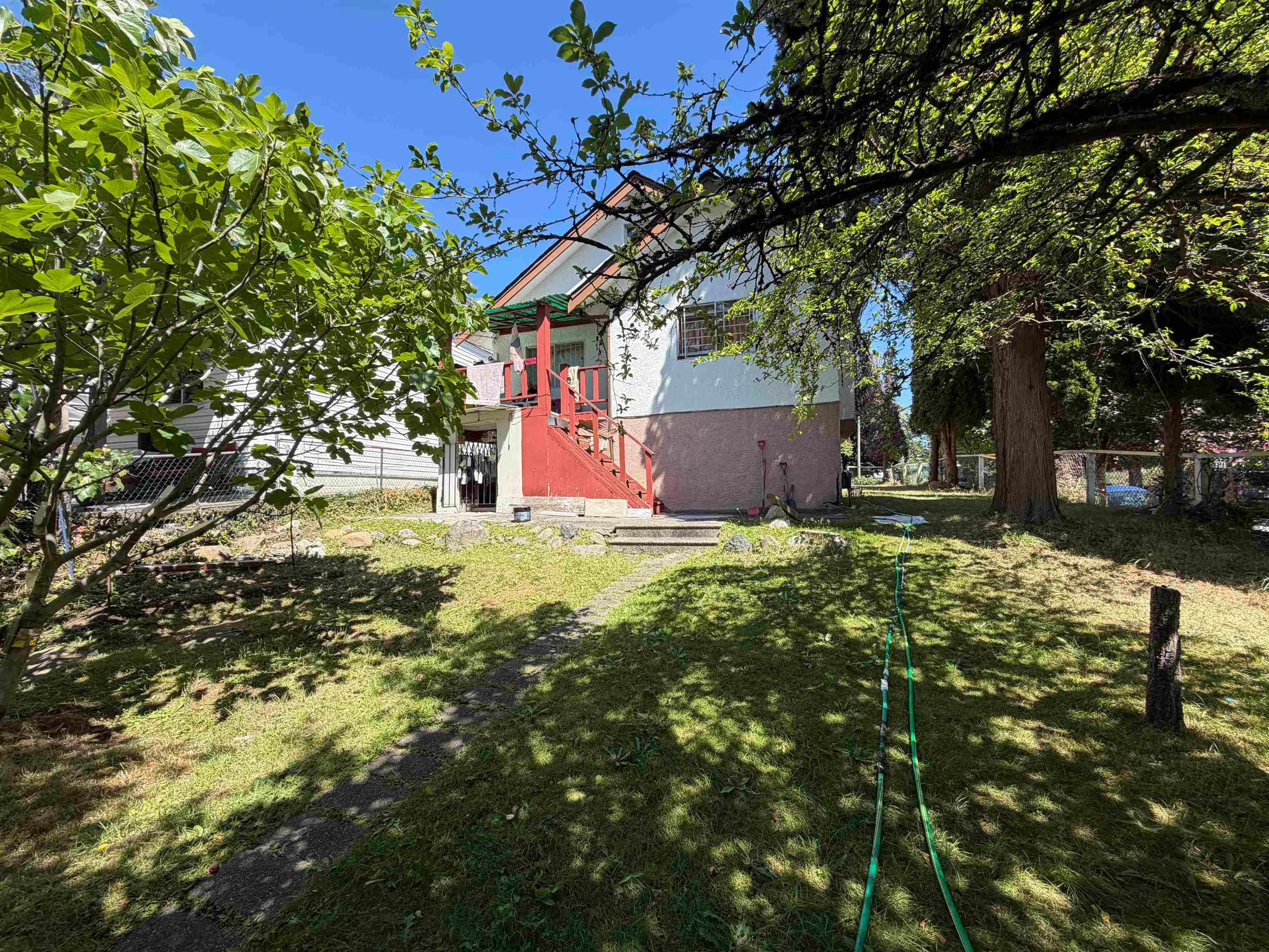 5895 Cree Street, Vancouver, V5W 2V8 — photo 2